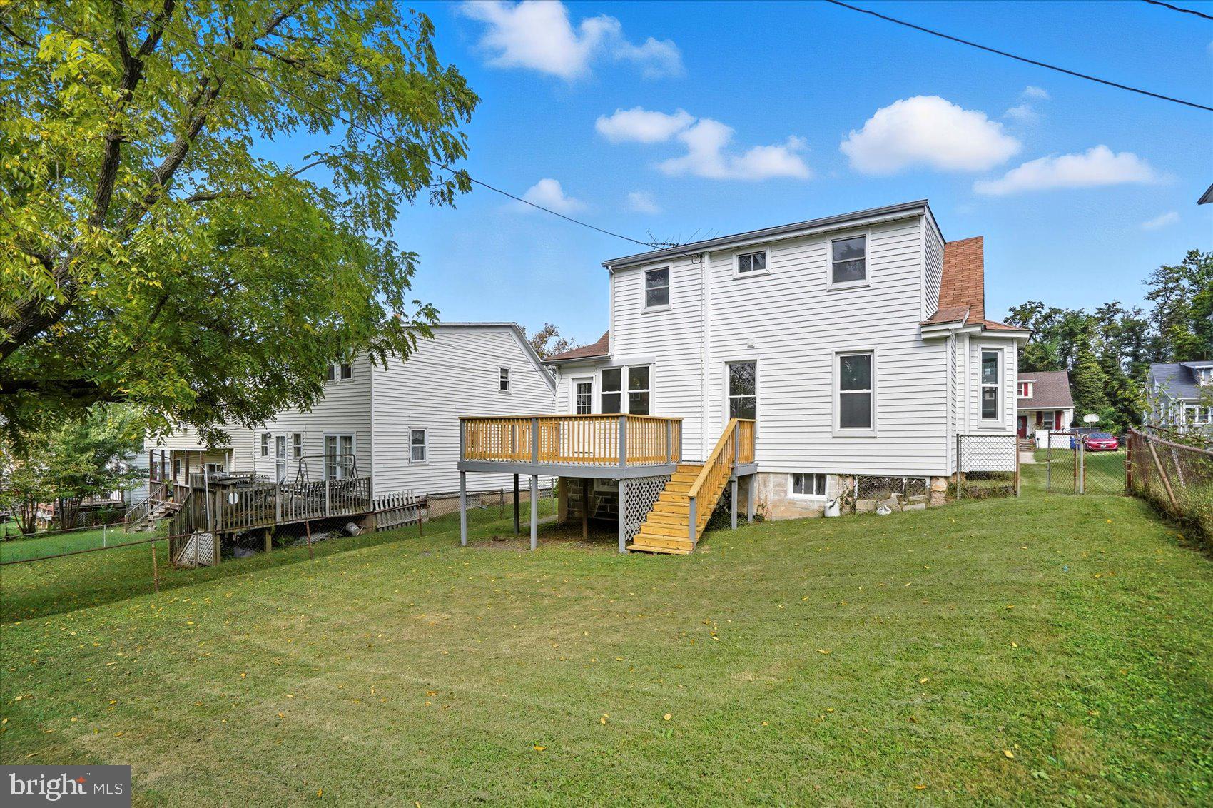 HAMILTON HILLS - Residential