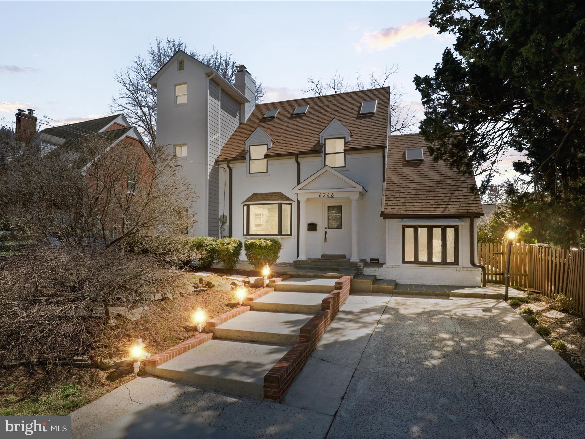 OVER LEE KNOLLS - Residential