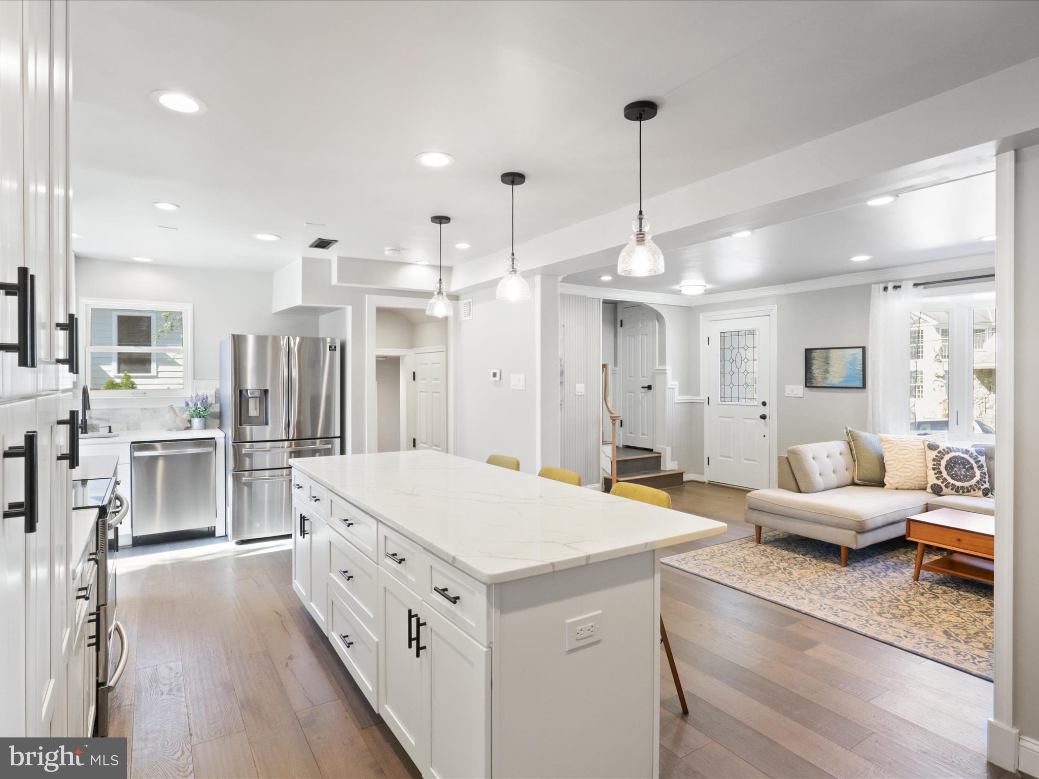 OVER LEE KNOLLS - Residential