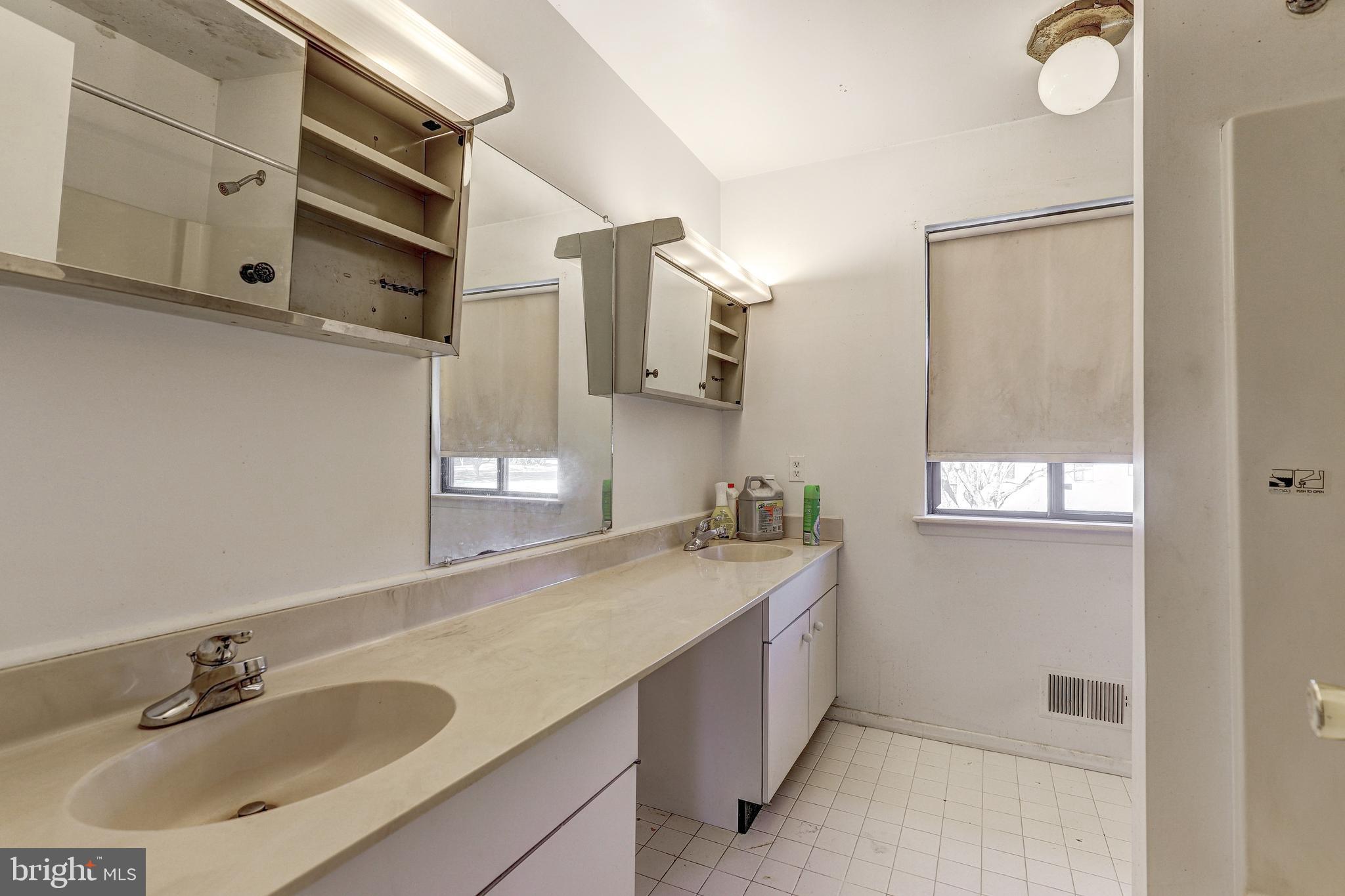 DELIGHT MEADOWS - Residential