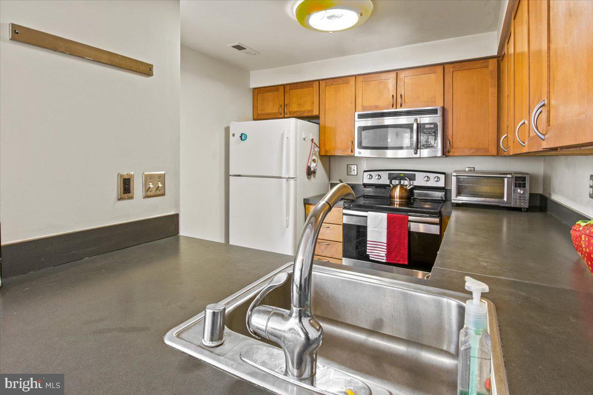 ROGERS FORGE - Residential