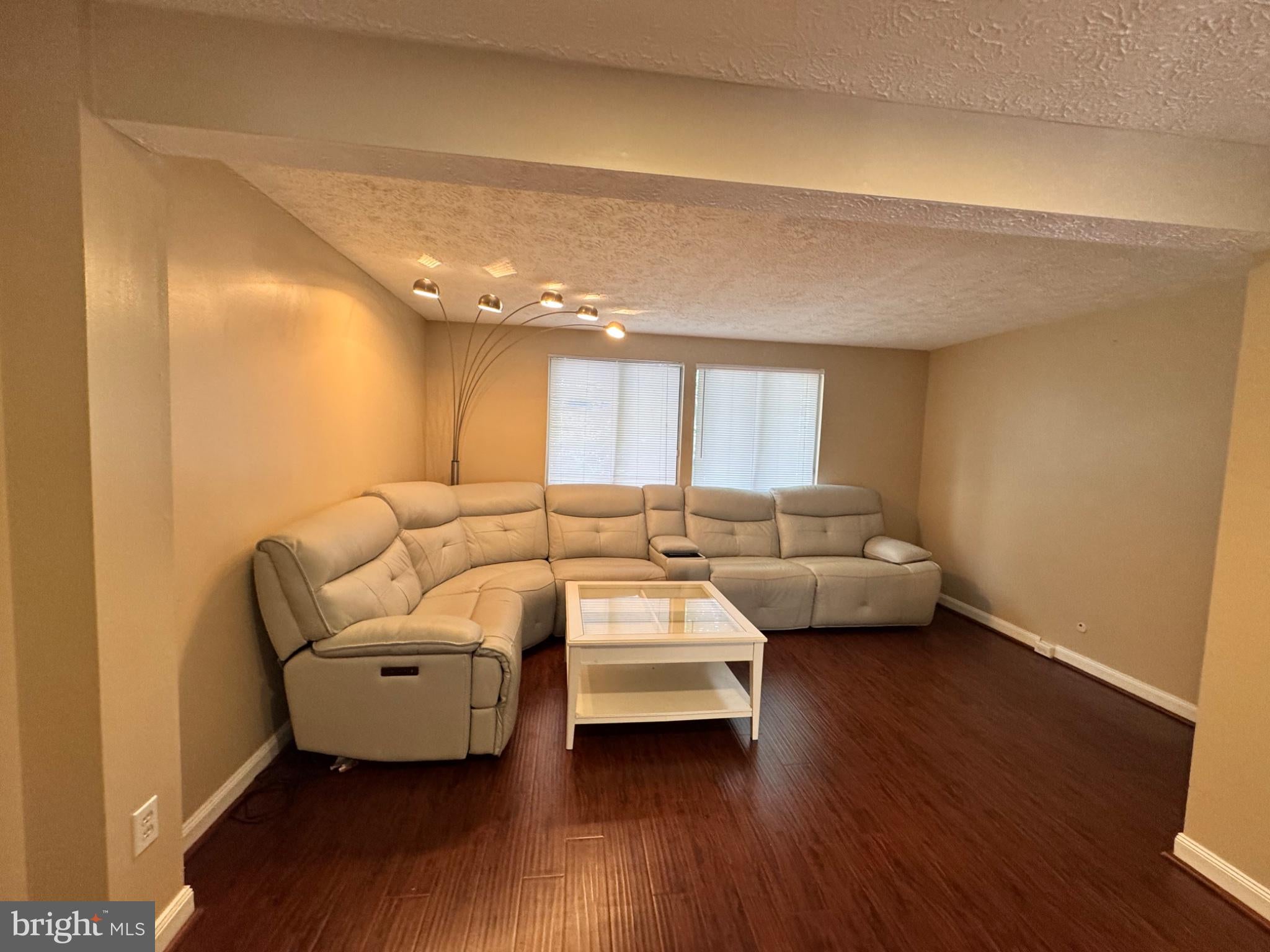 8562 KOLUDER COURT