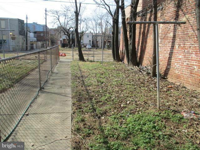 MCELDERRY PARK - Residential