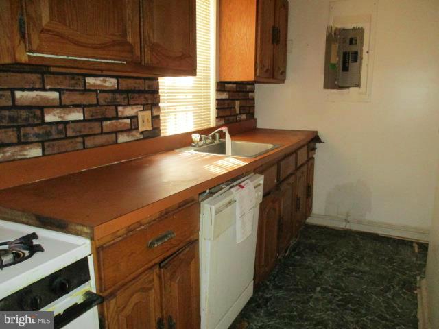 MCELDERRY PARK - Residential