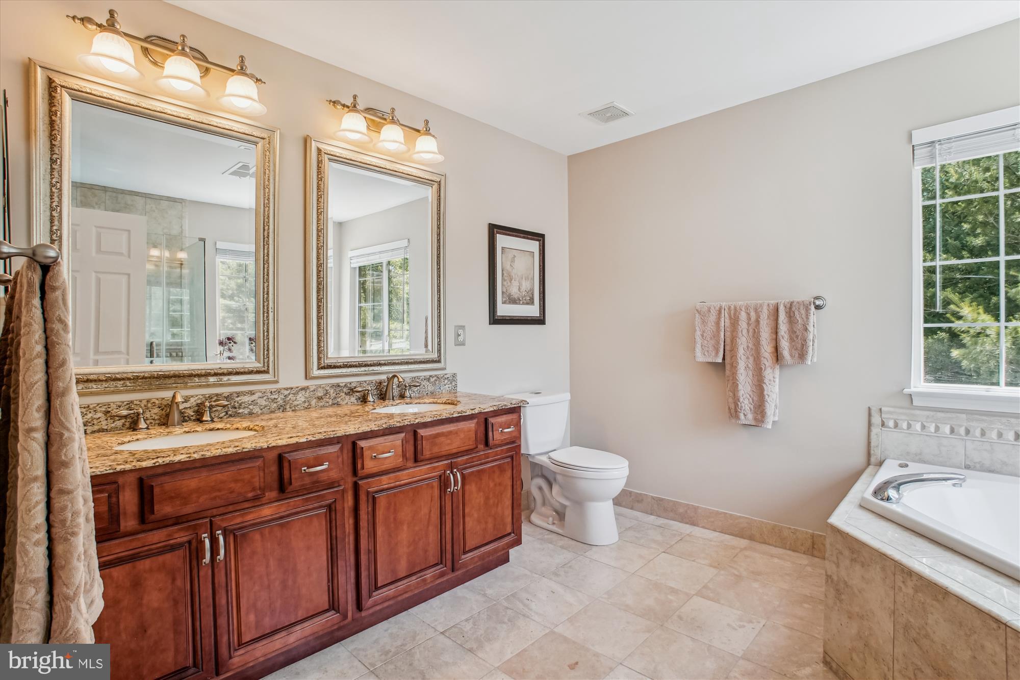 KINGSTOWNE - Residential