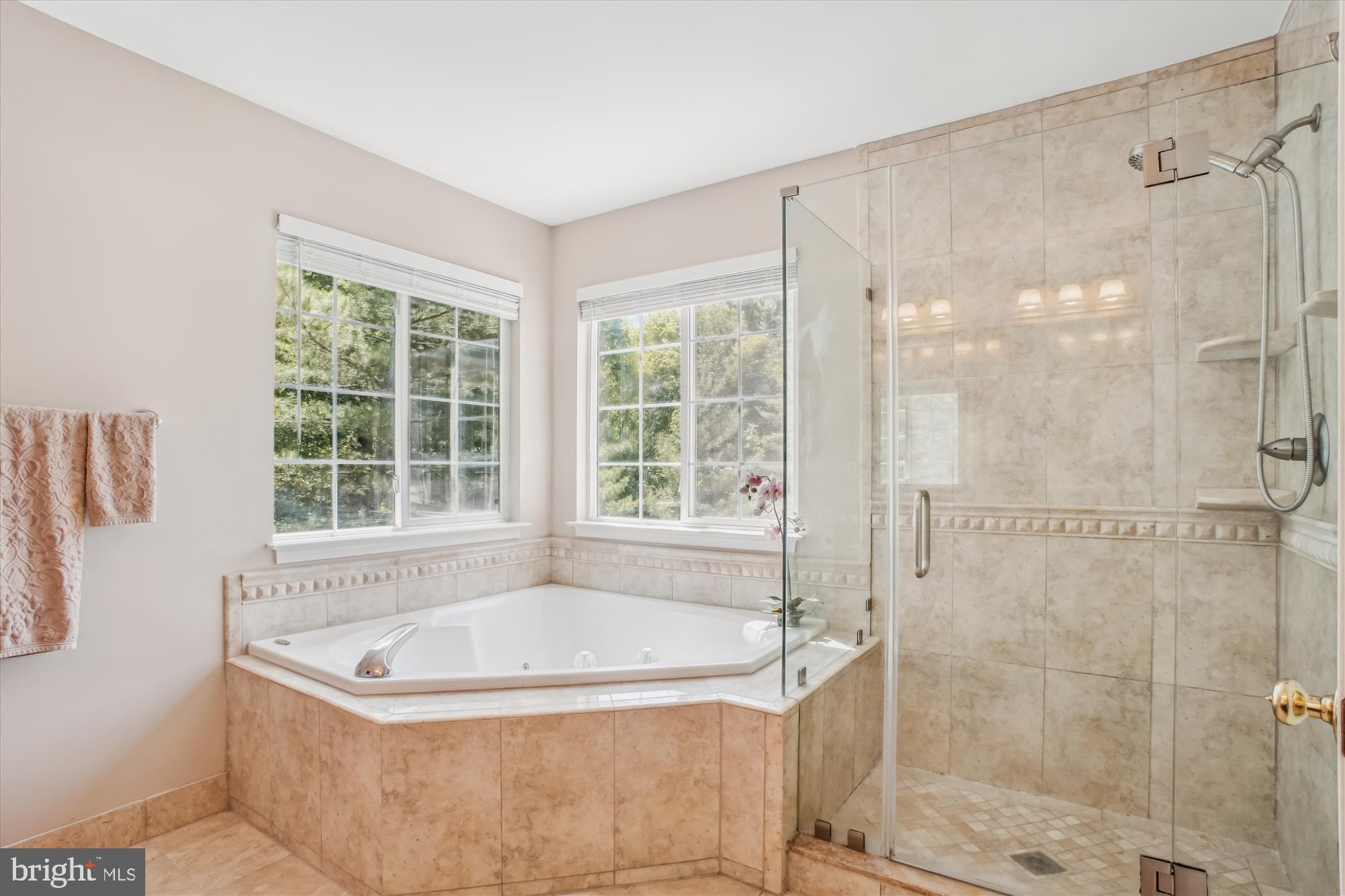 KINGSTOWNE - Residential