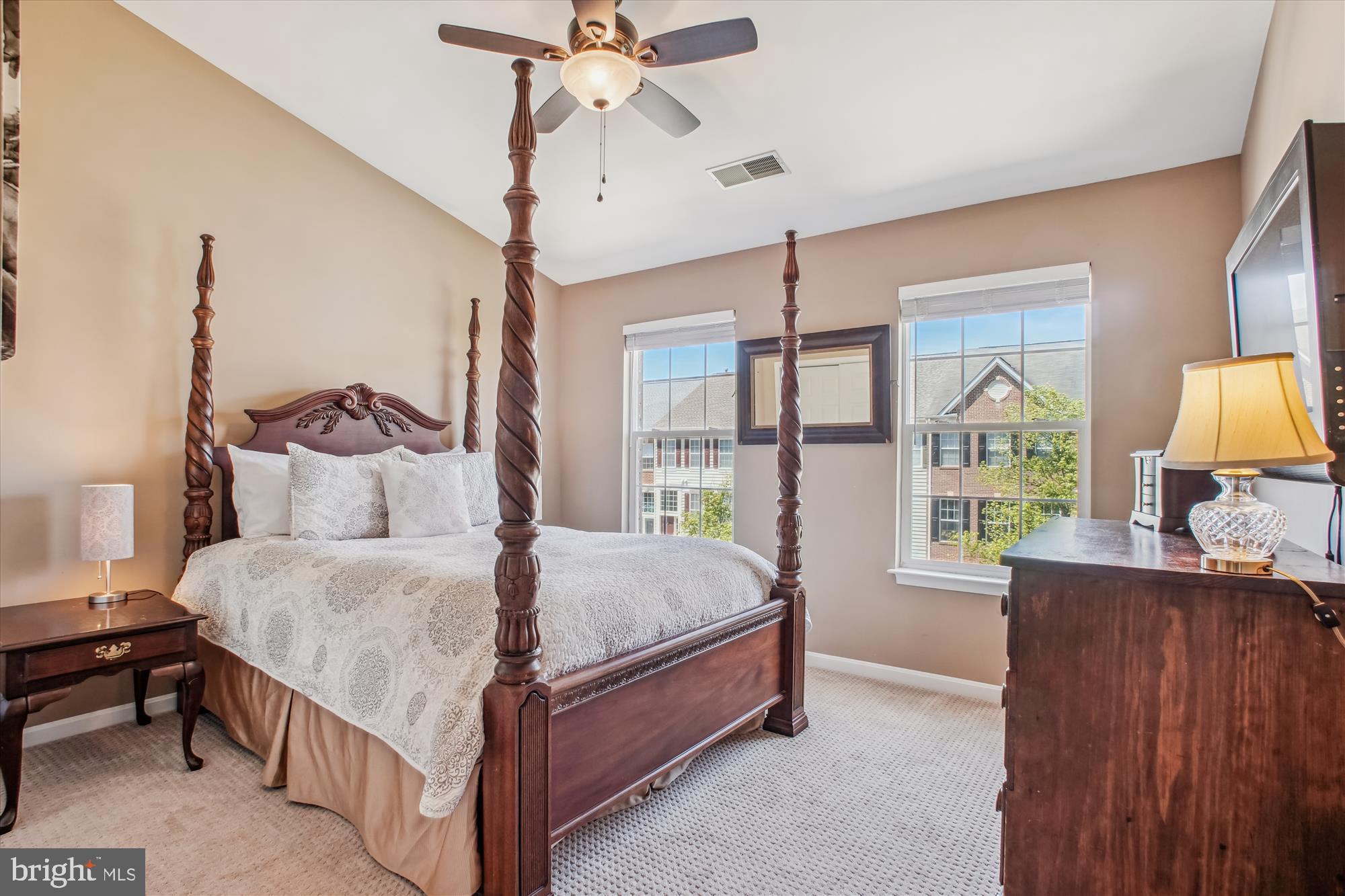 KINGSTOWNE - Residential