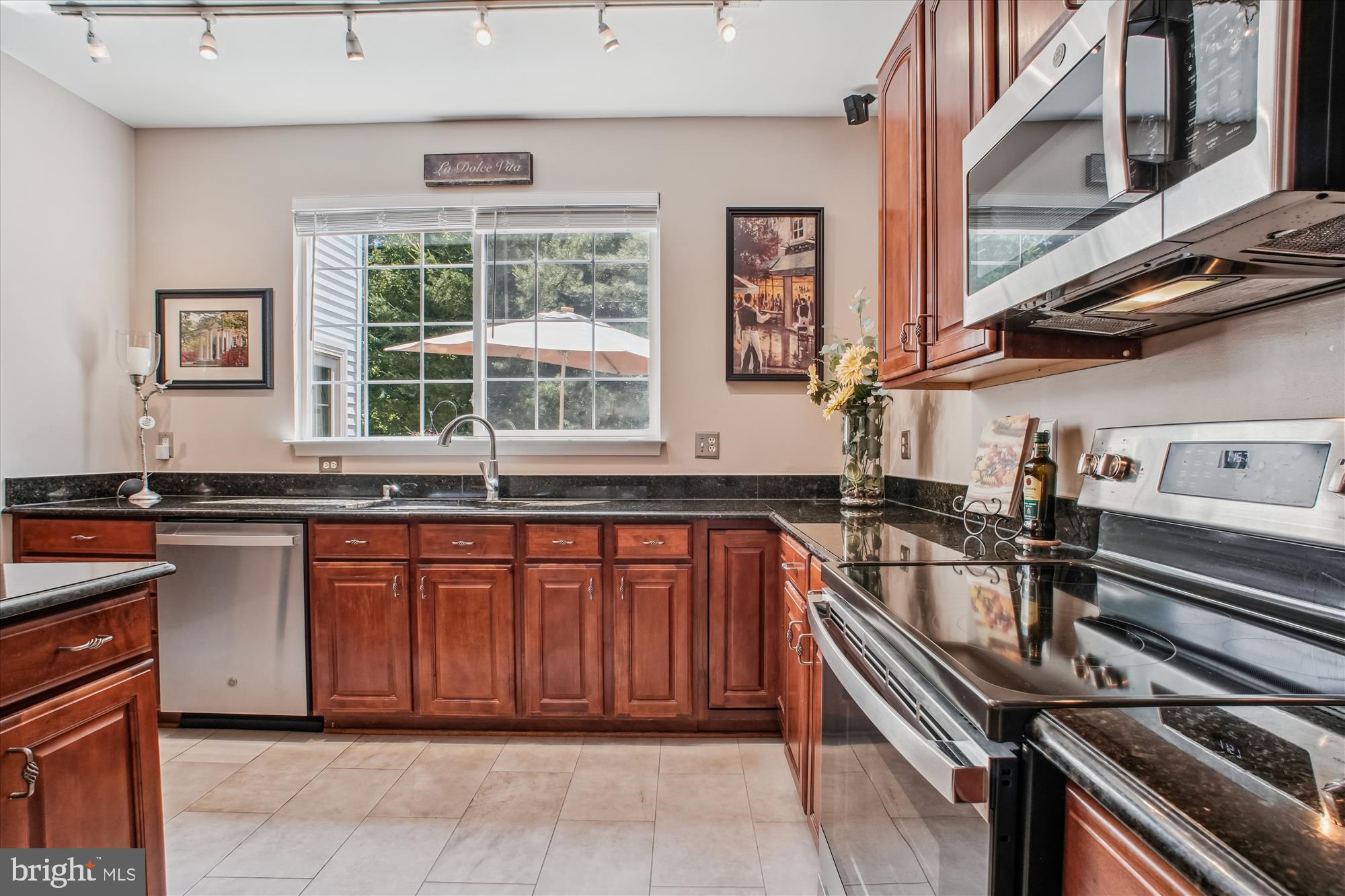 KINGSTOWNE - Residential