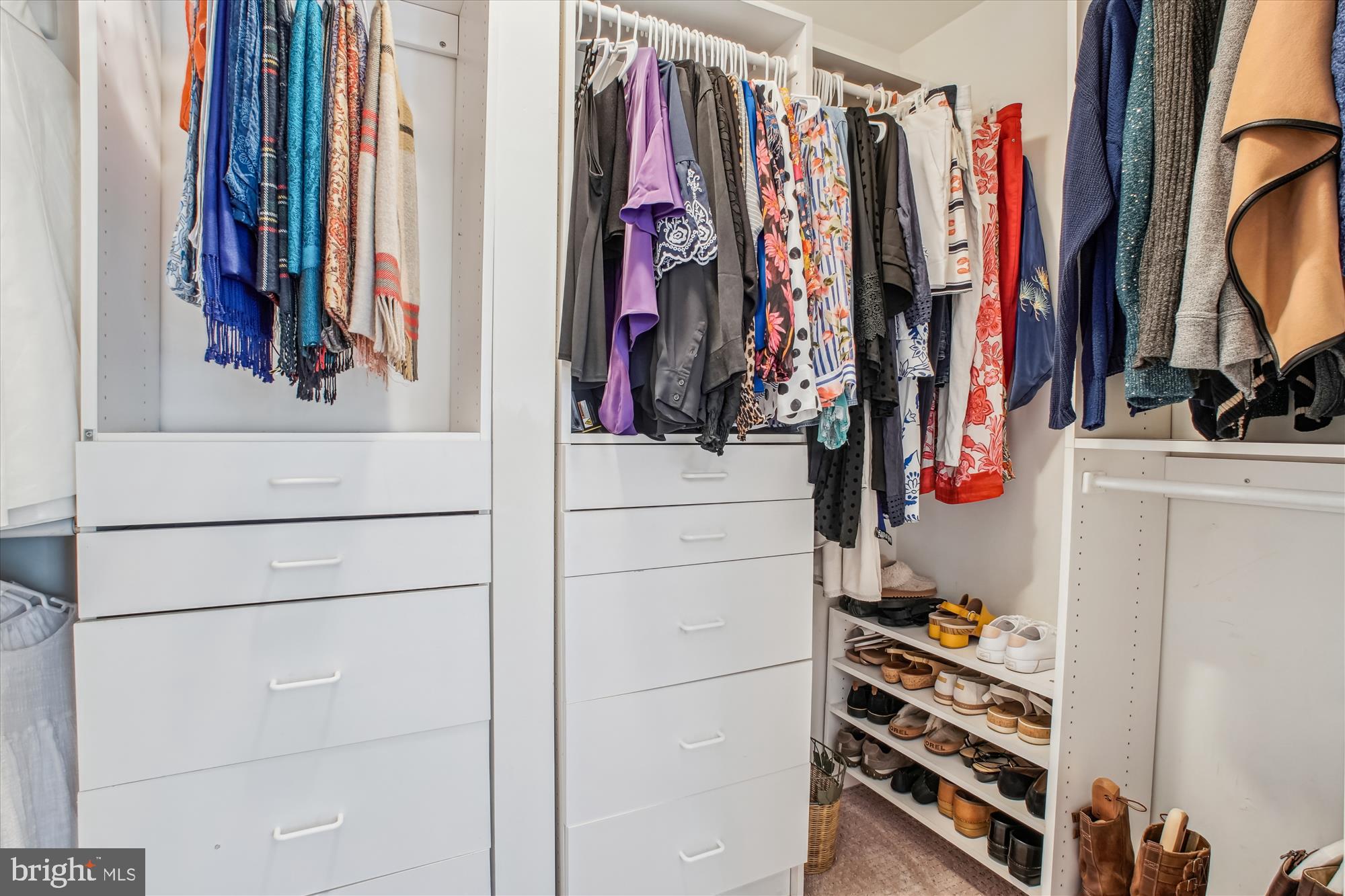 KINGSTOWNE - Residential