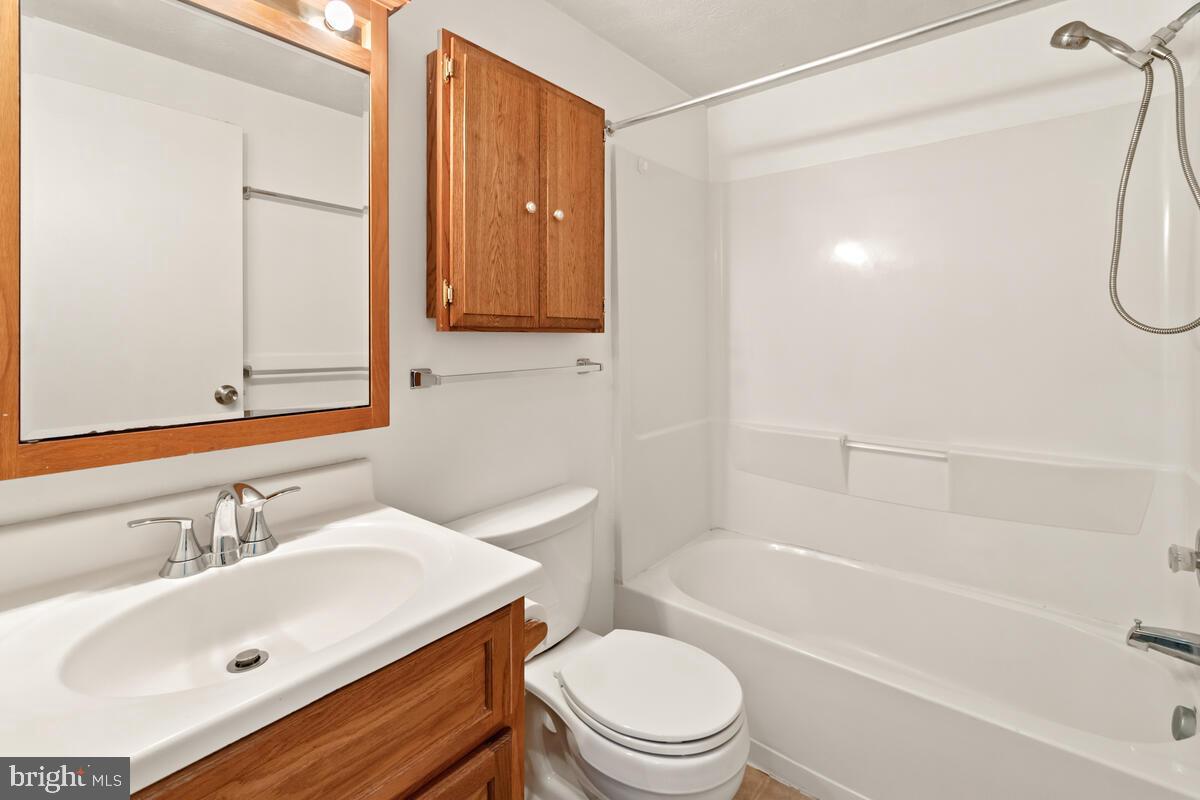 FOUNTAINDALE SOUTH - Residential