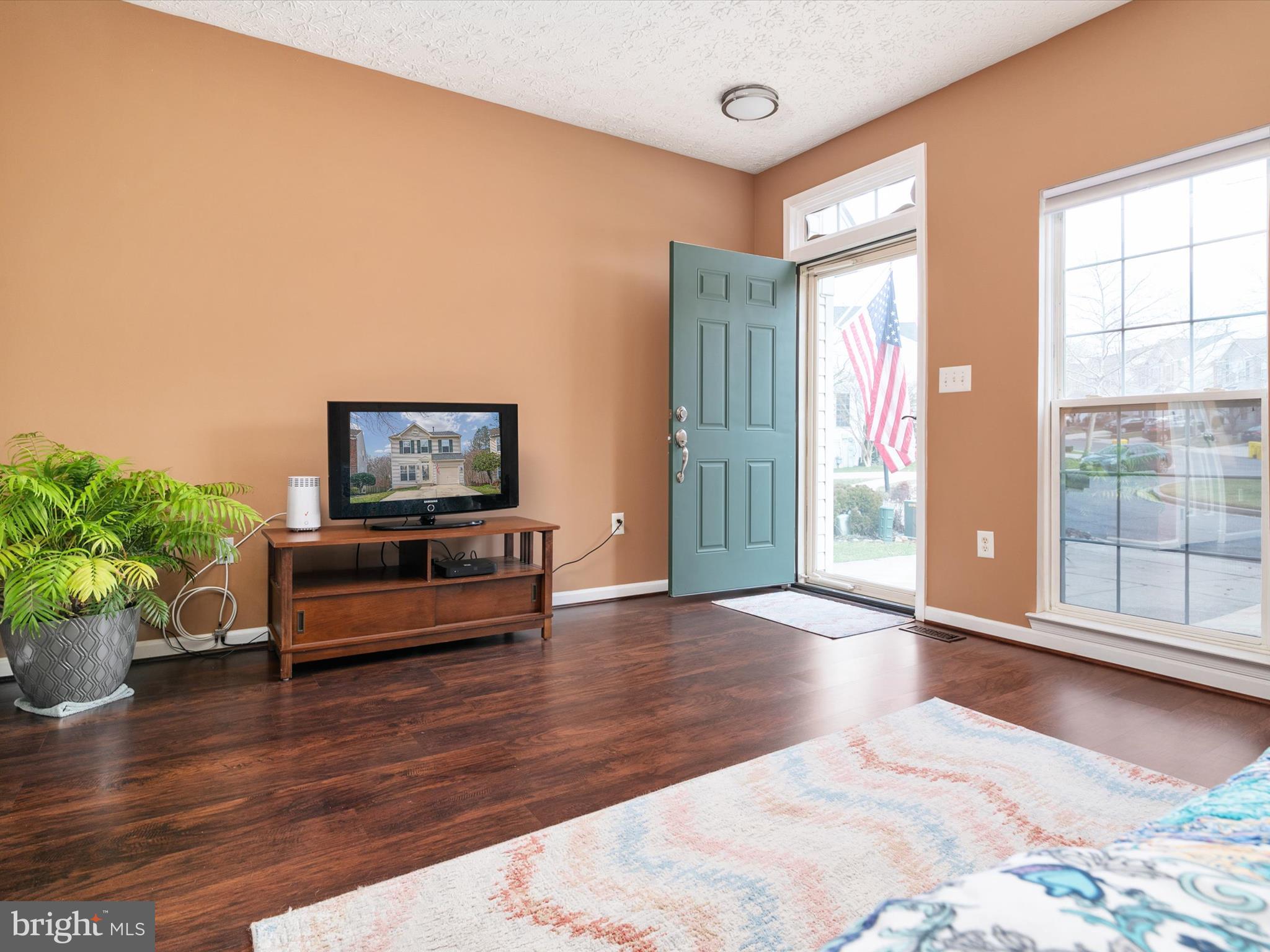 RUSSETT - Residential