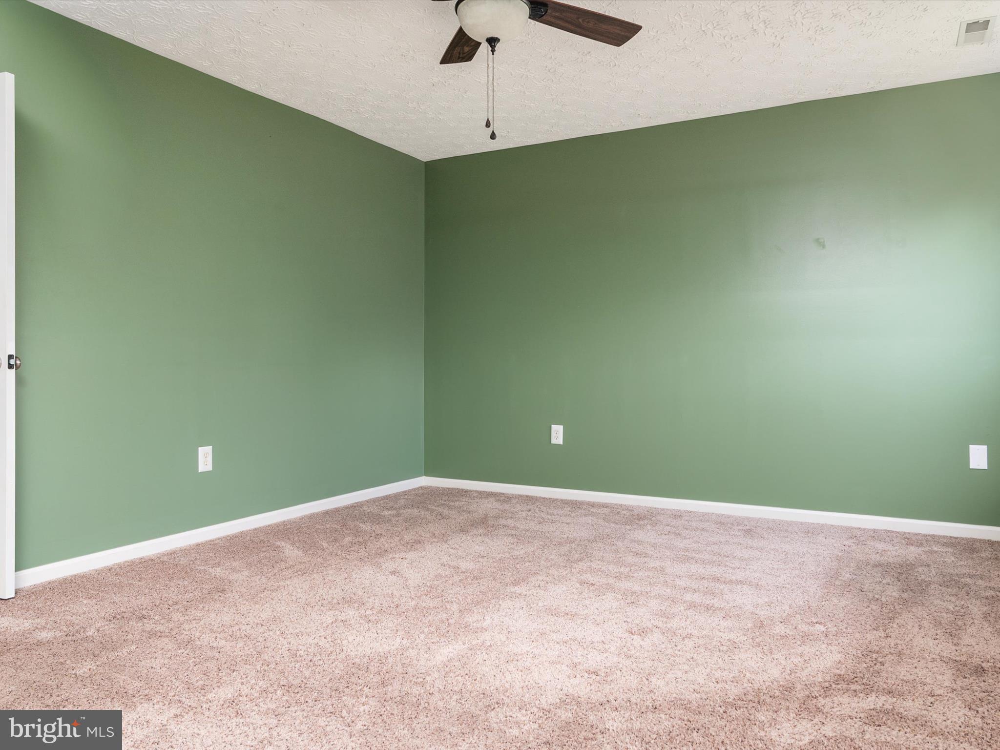 RUSSETT - Residential