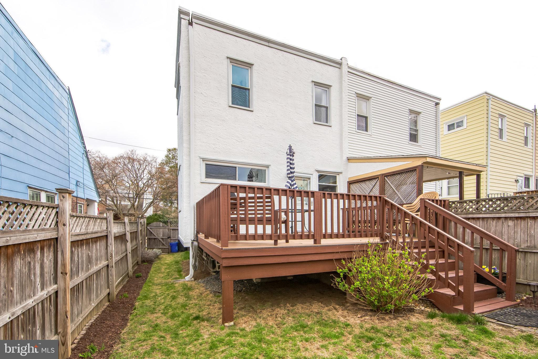 LLANERCH - Residential