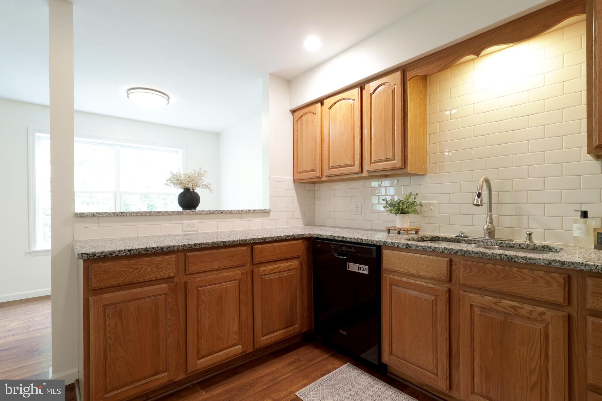GALEN OAKS - Residential