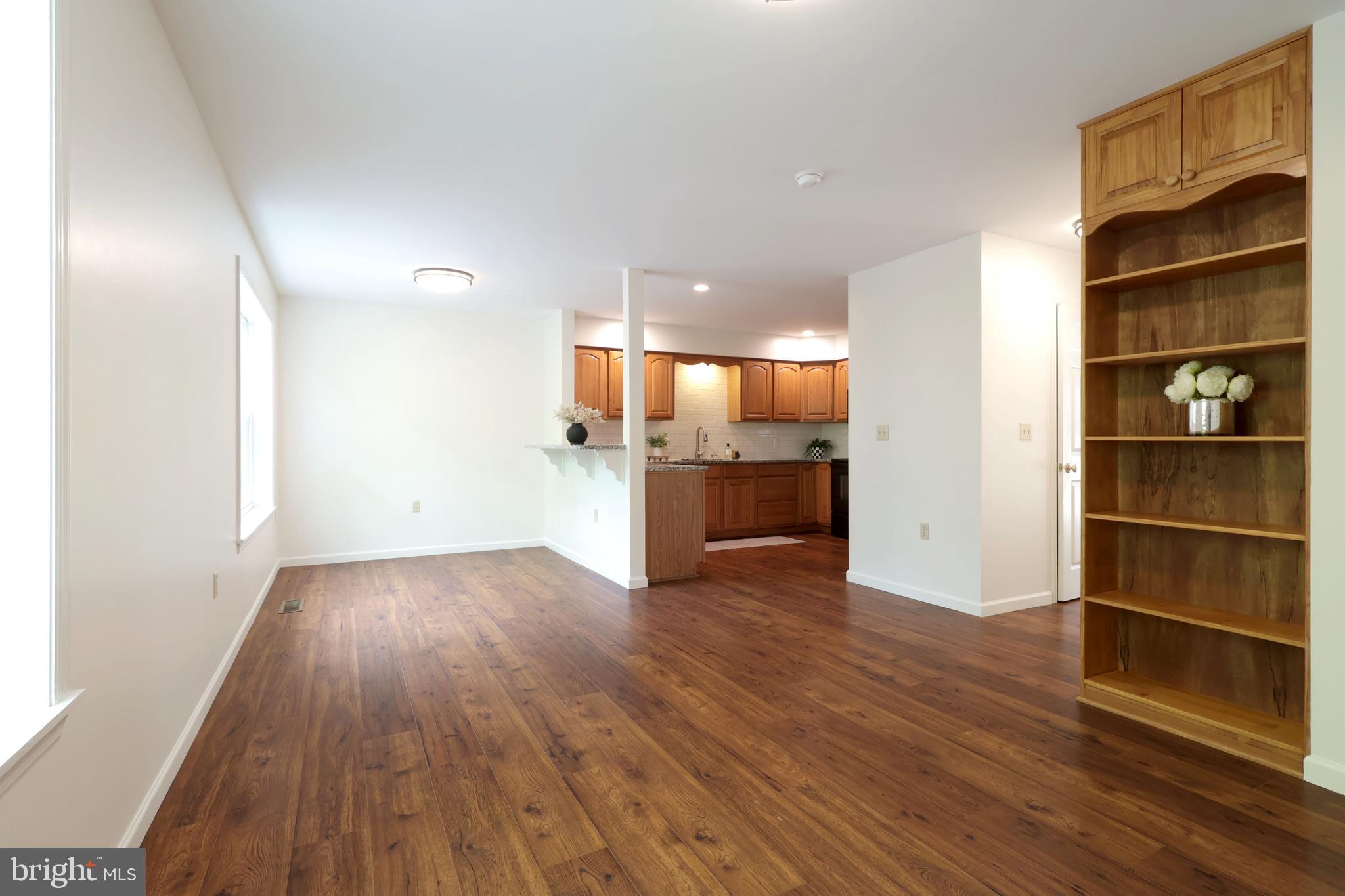 GALEN OAKS - Residential