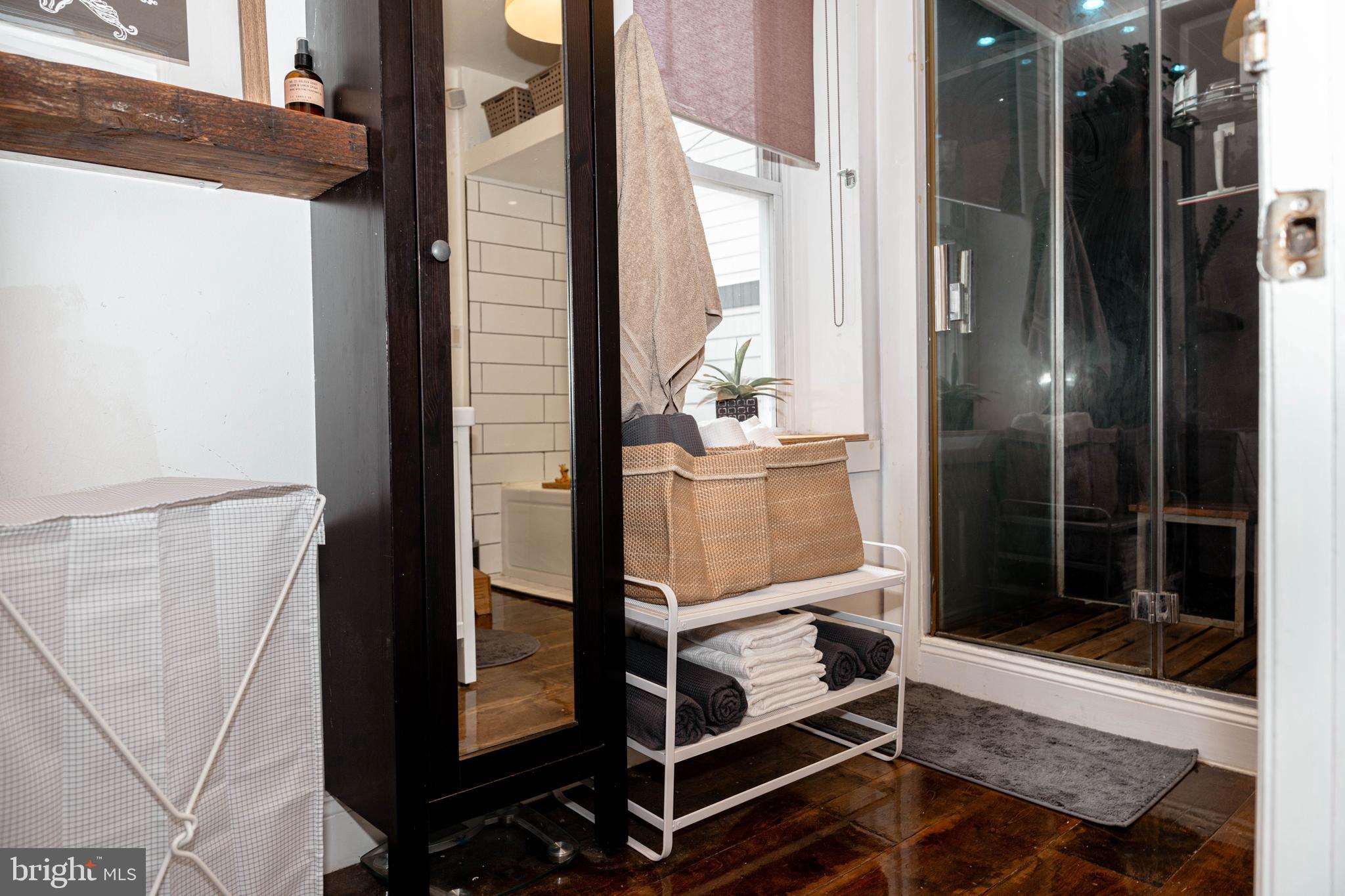 FISHTOWN - Residential Lease