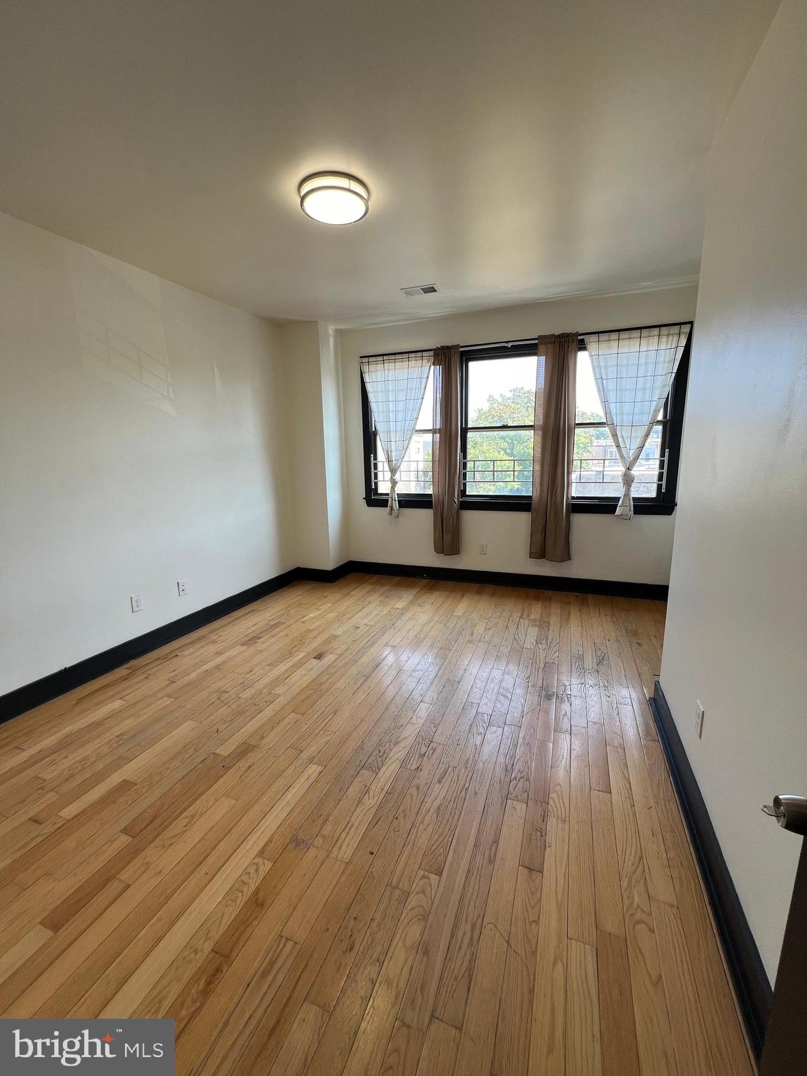 TEMPLE UNIVERSITY - Residential Income