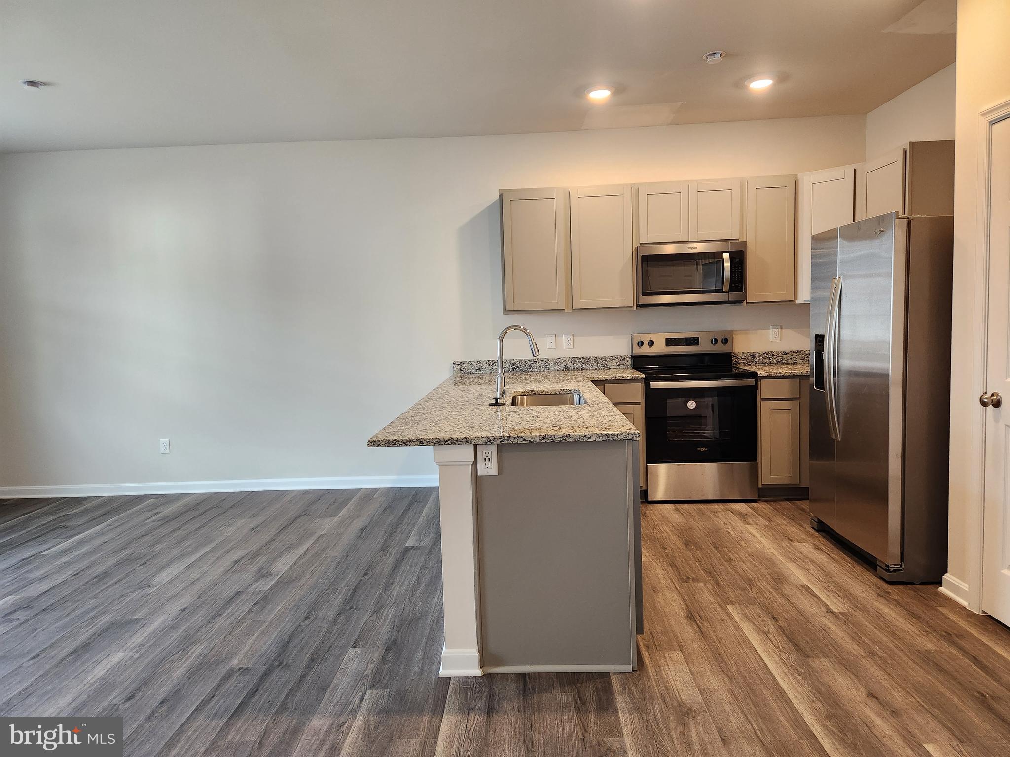 LURAY LANDING - Residential Lease