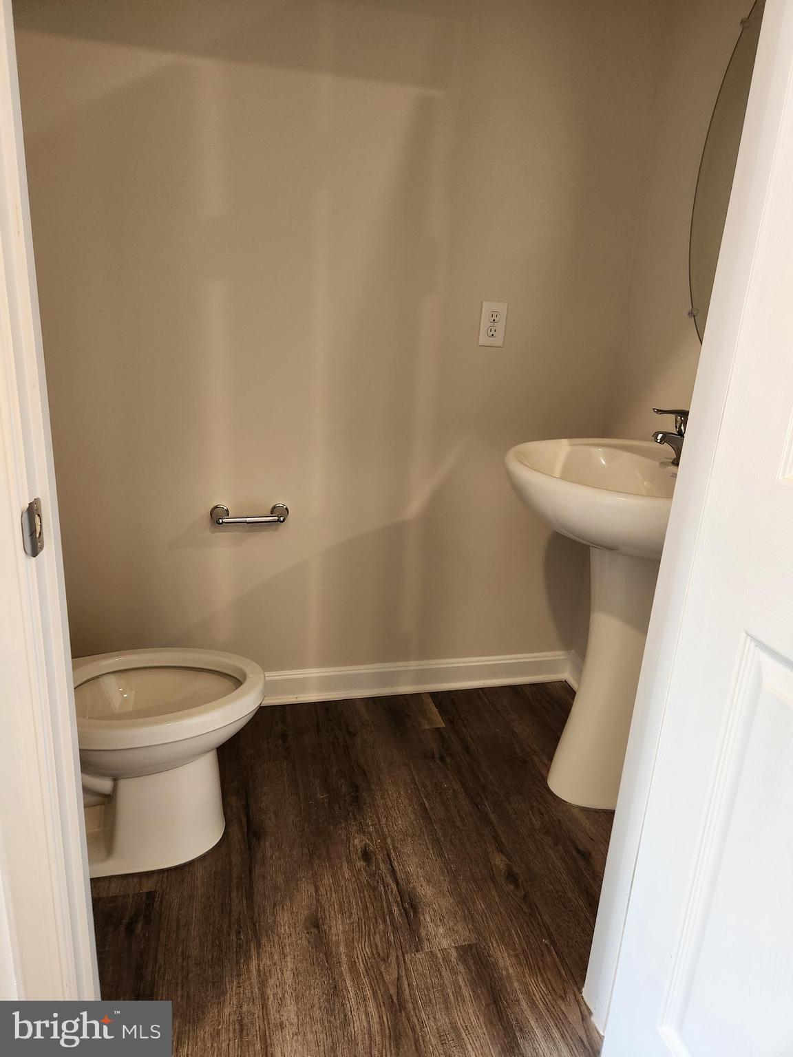 LURAY LANDING - Residential Lease