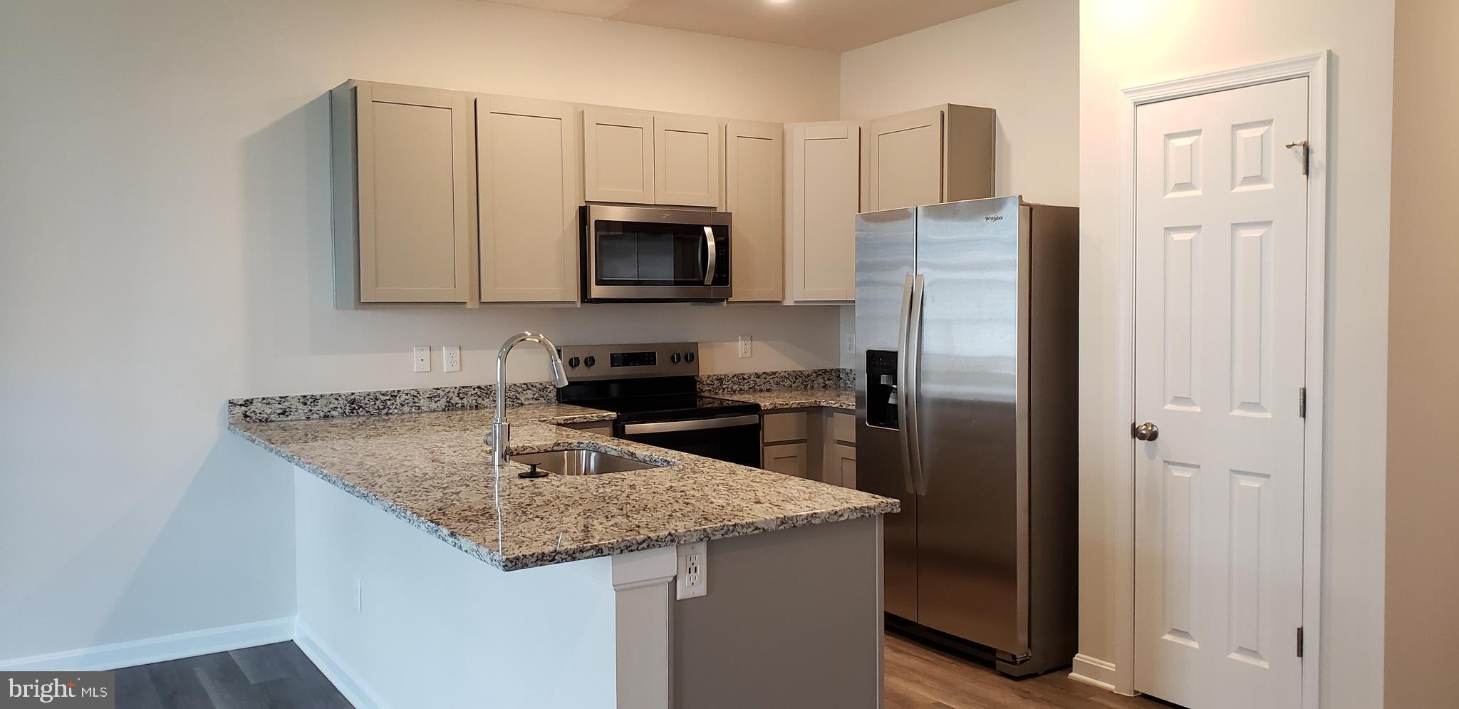 LURAY LANDING - Residential Lease