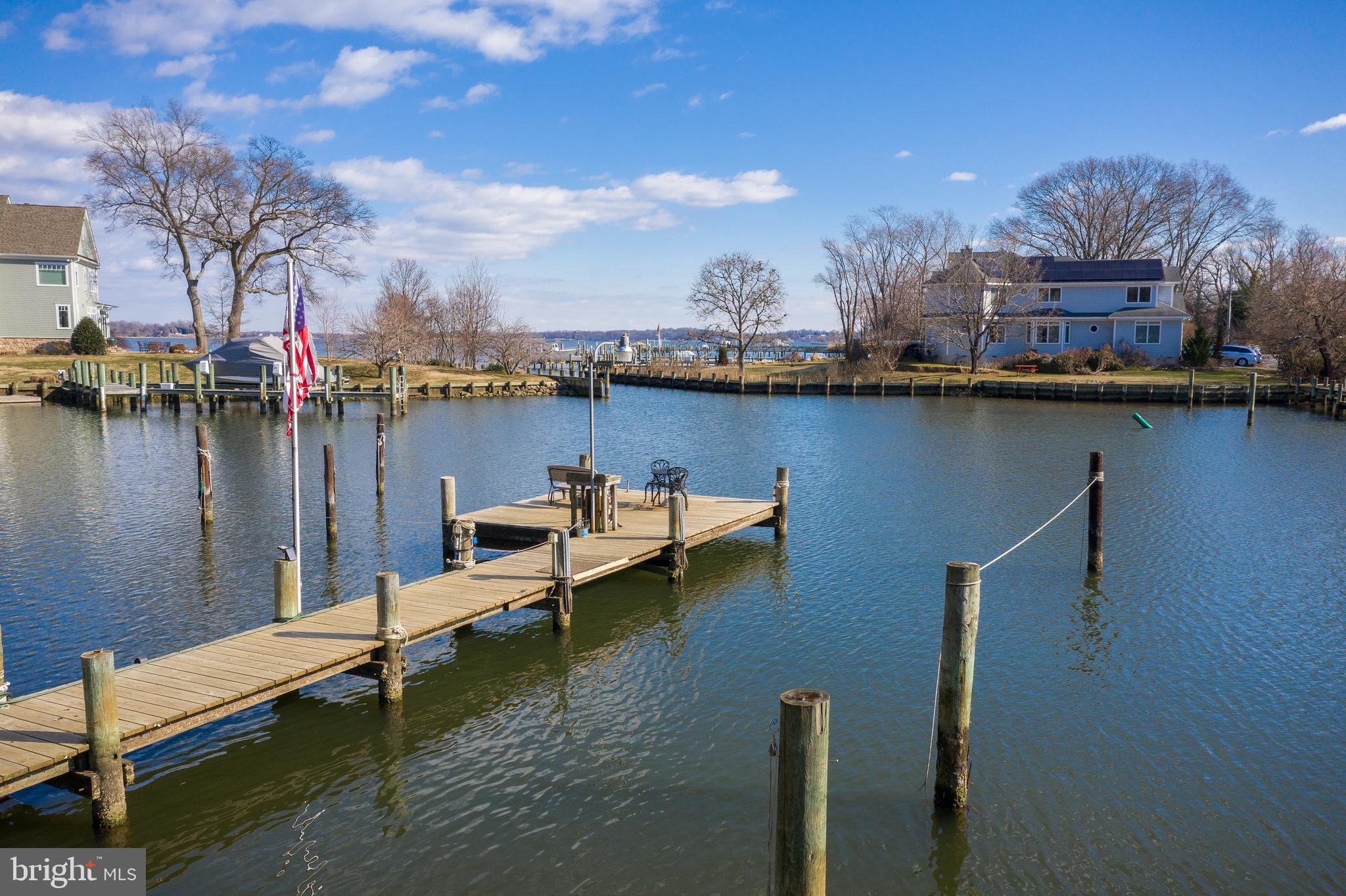 MAGOTHY MANOR - Residential