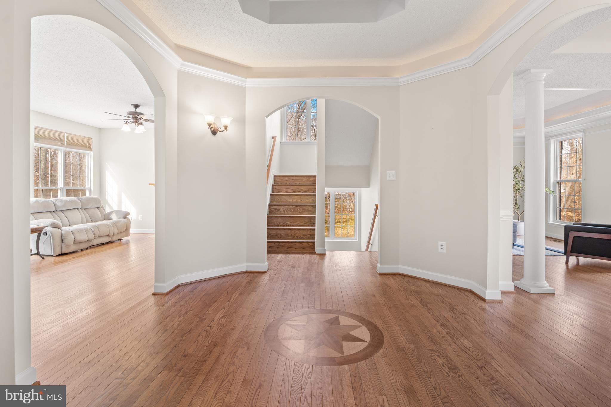 LONGMEADE - Residential