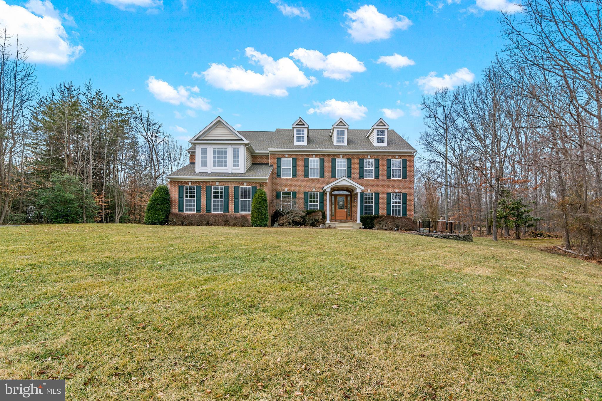 LONGMEADE - Residential