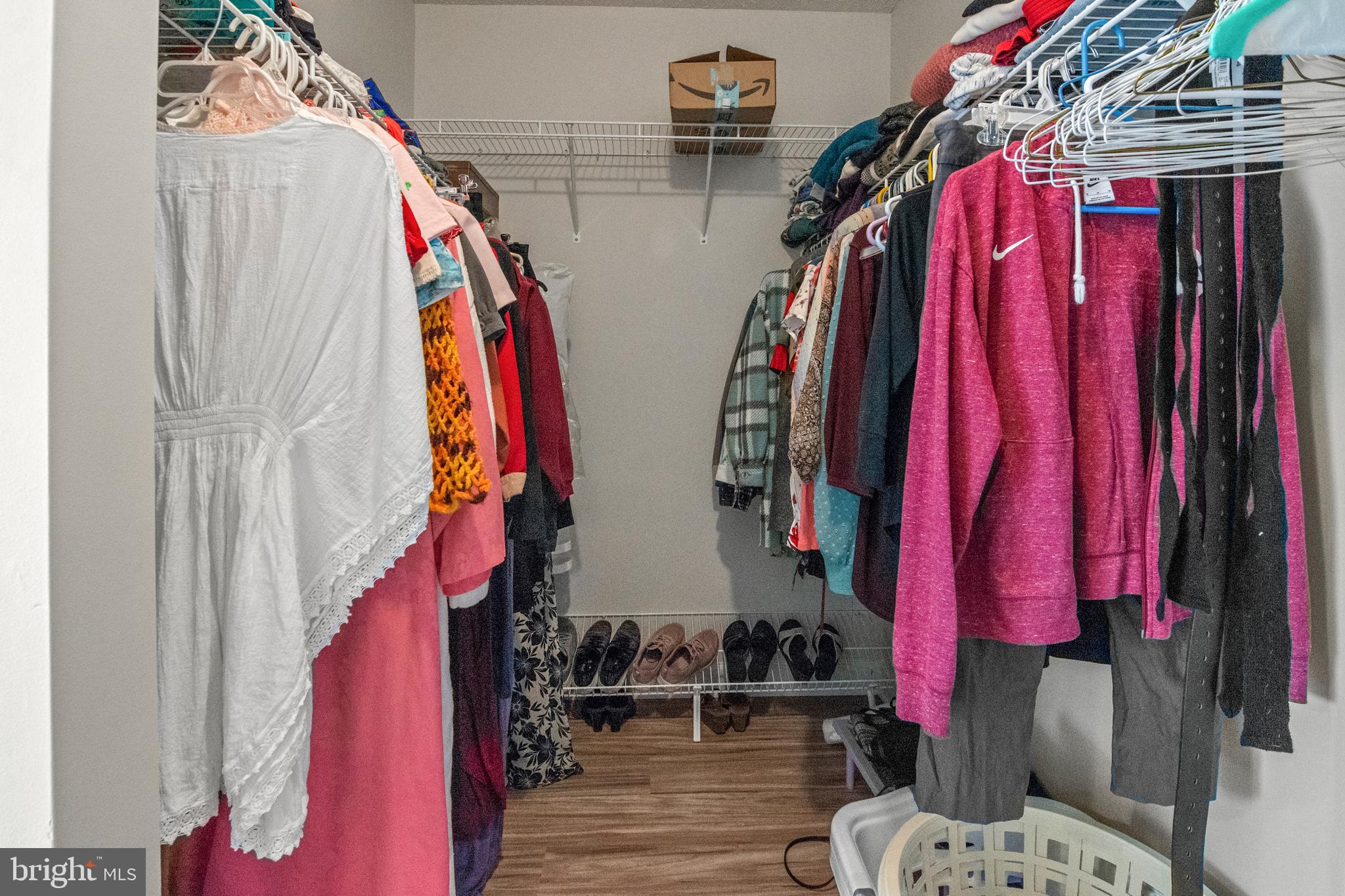 LONGMEADE - Residential