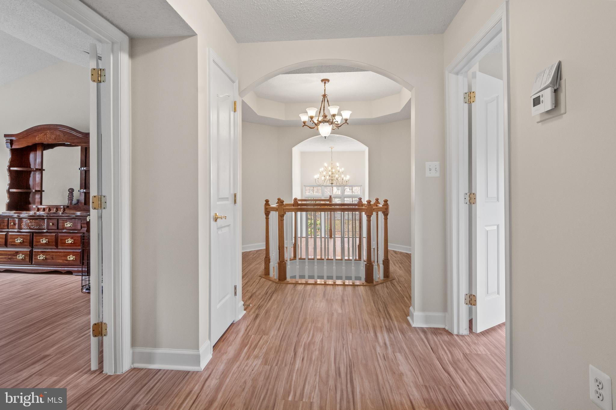 LONGMEADE - Residential