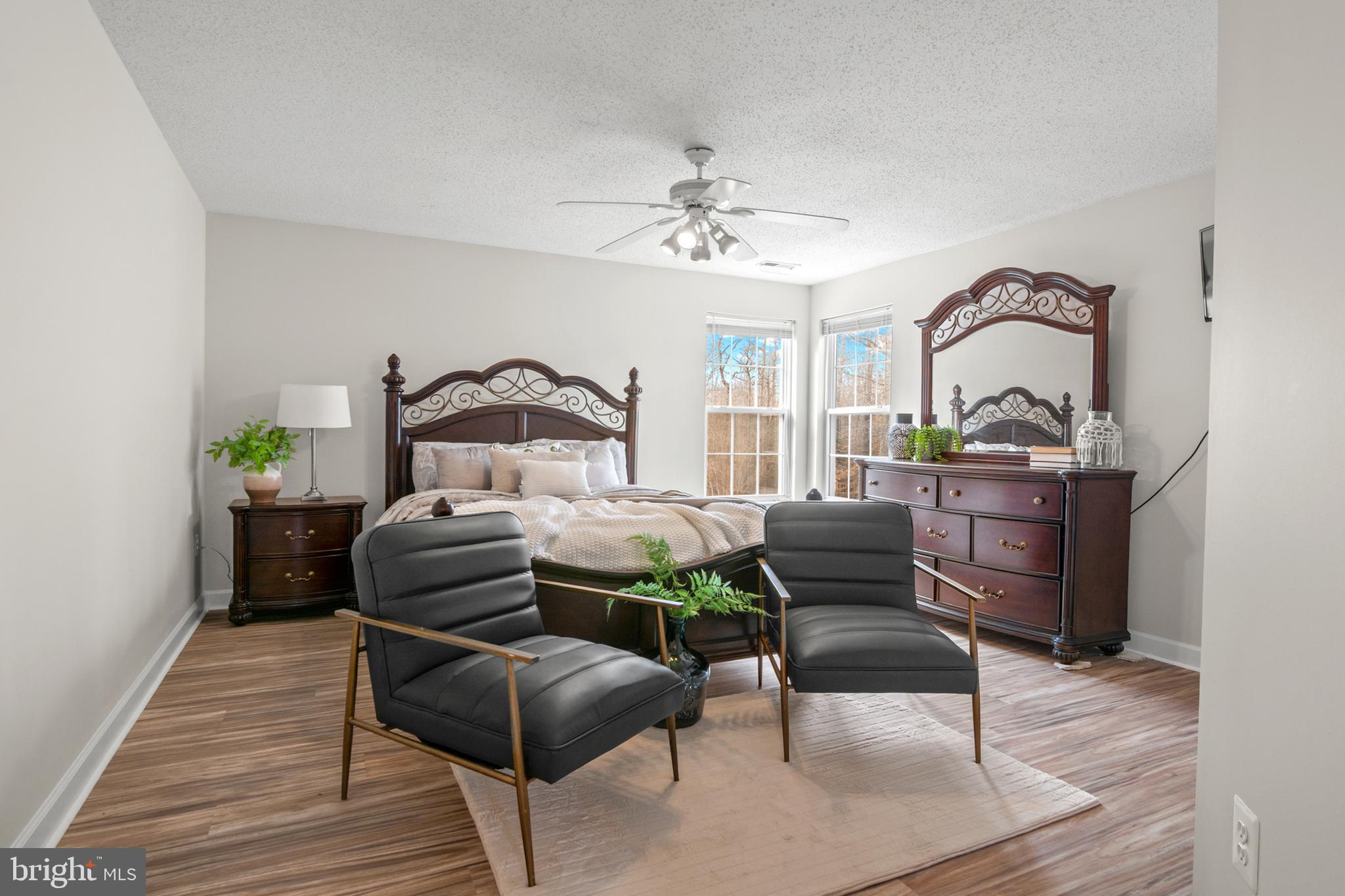 LONGMEADE - Residential