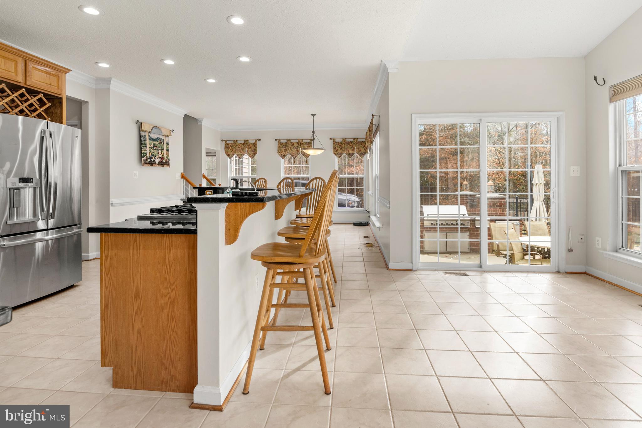 LONGMEADE - Residential