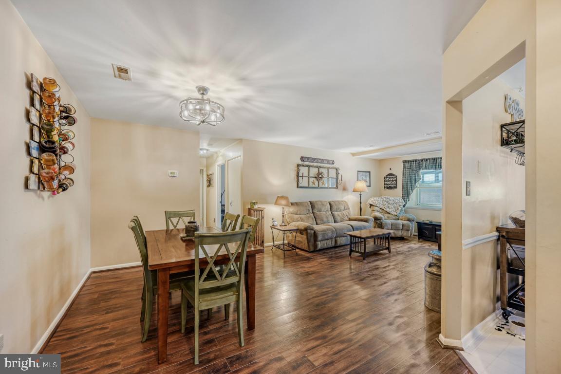 CHAPEL VILLAGE - Residential