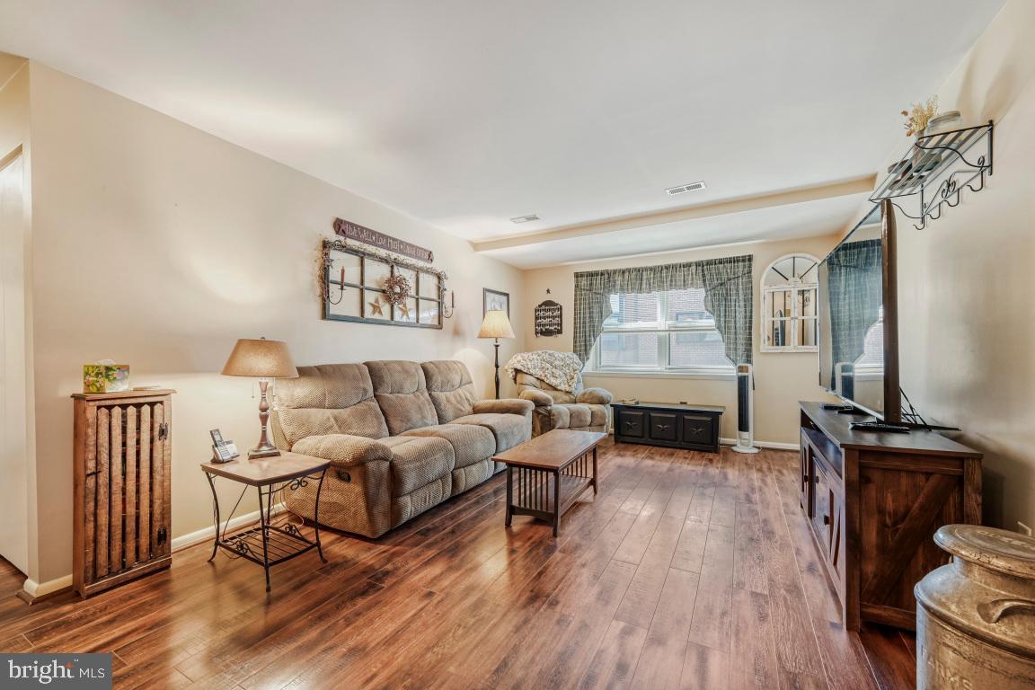 CHAPEL VILLAGE - Residential