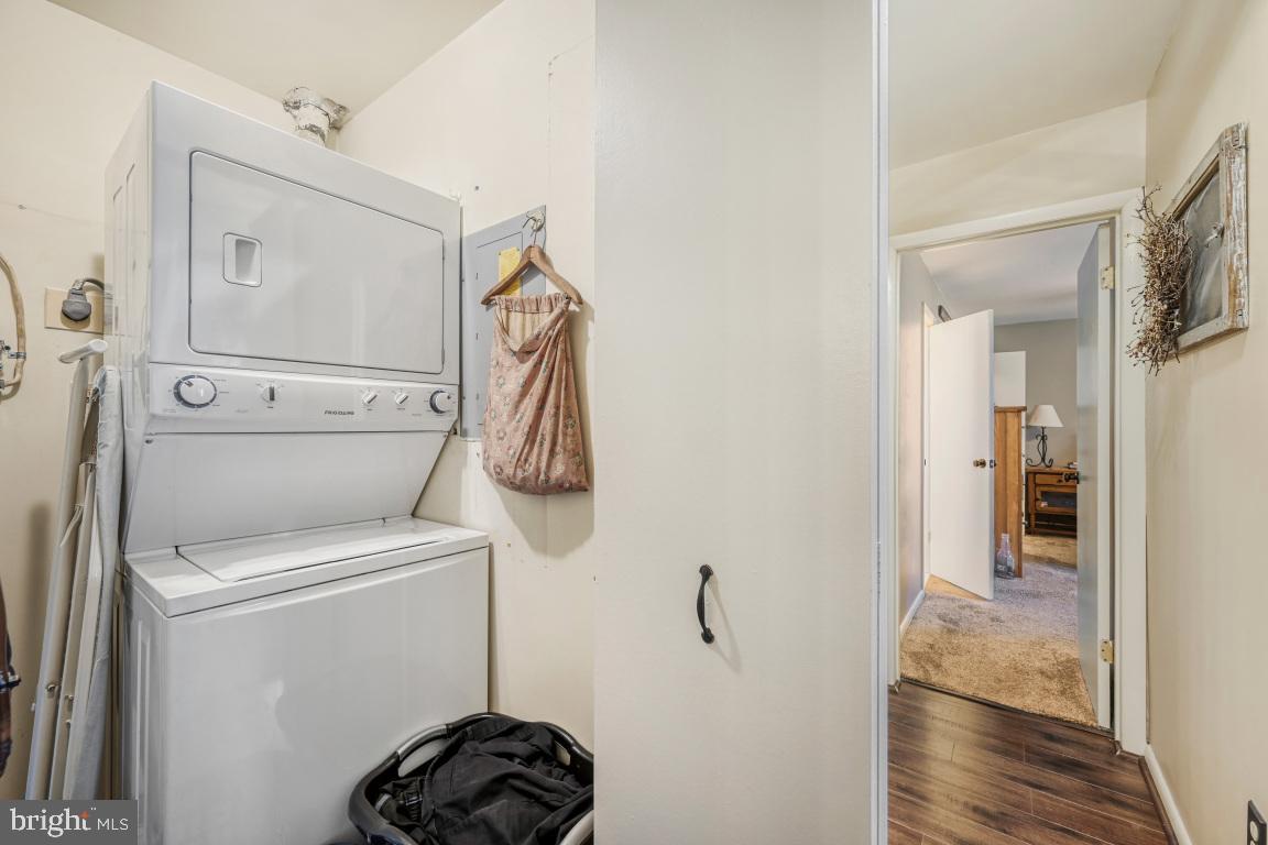 CHAPEL VILLAGE - Residential