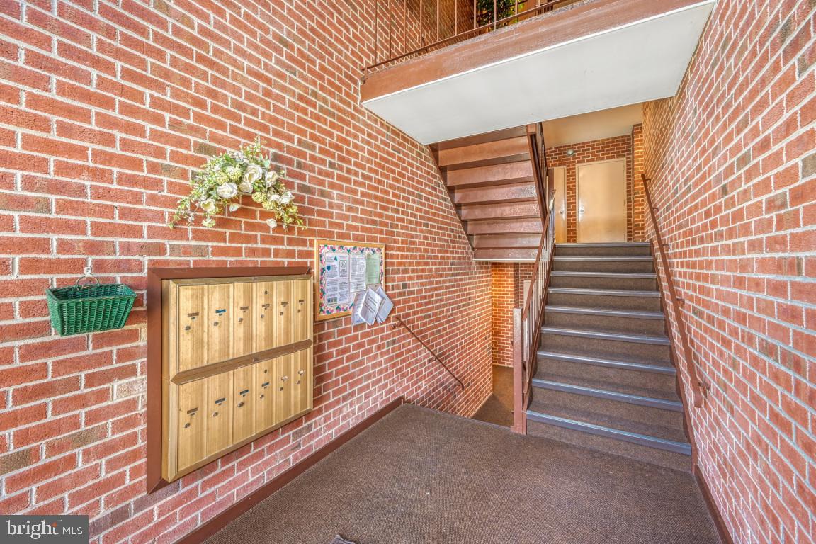 CHAPEL VILLAGE - Residential