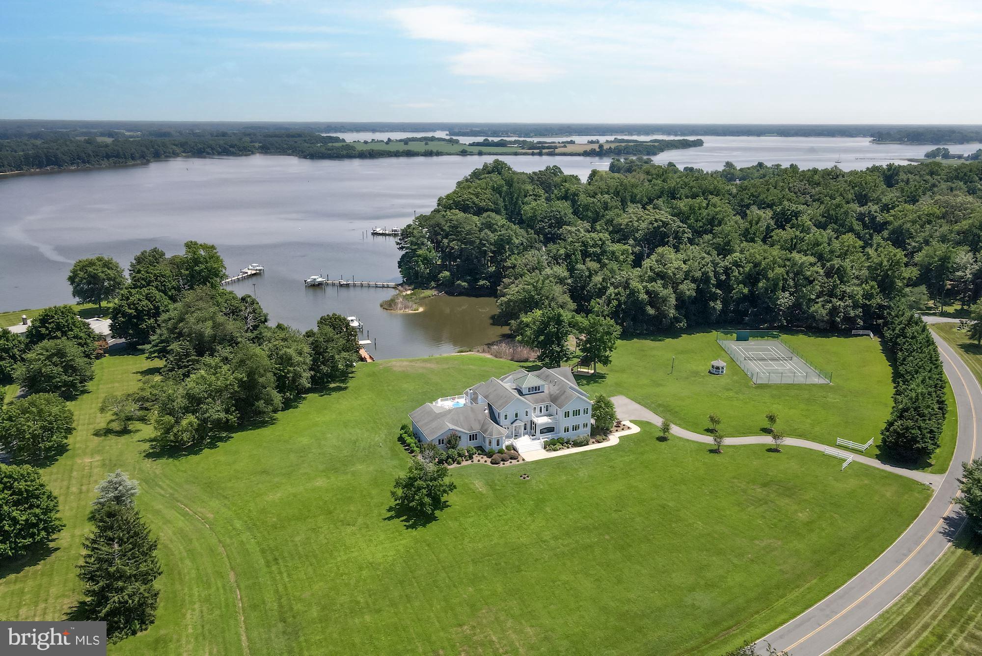 BENNETT POINT - Residential