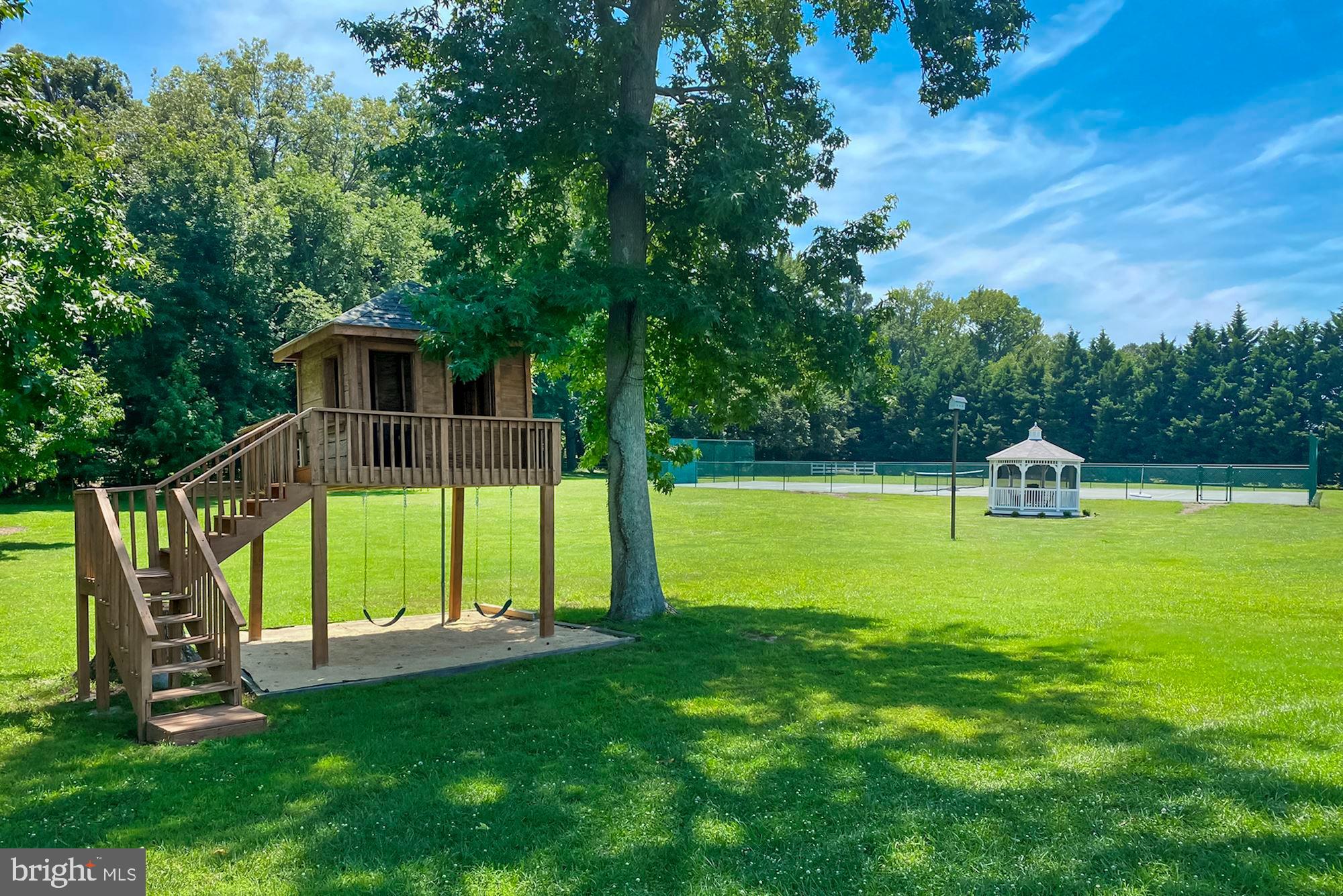 BENNETT POINT - Residential