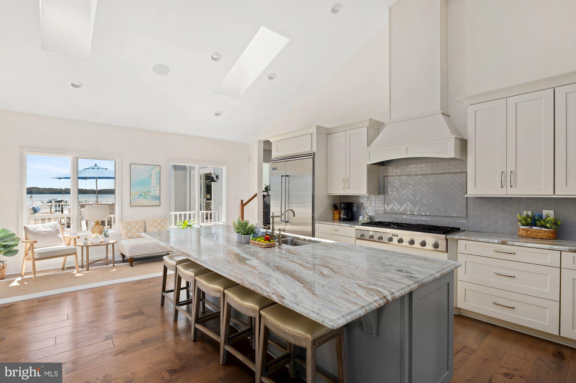 BENNETT POINT - Residential