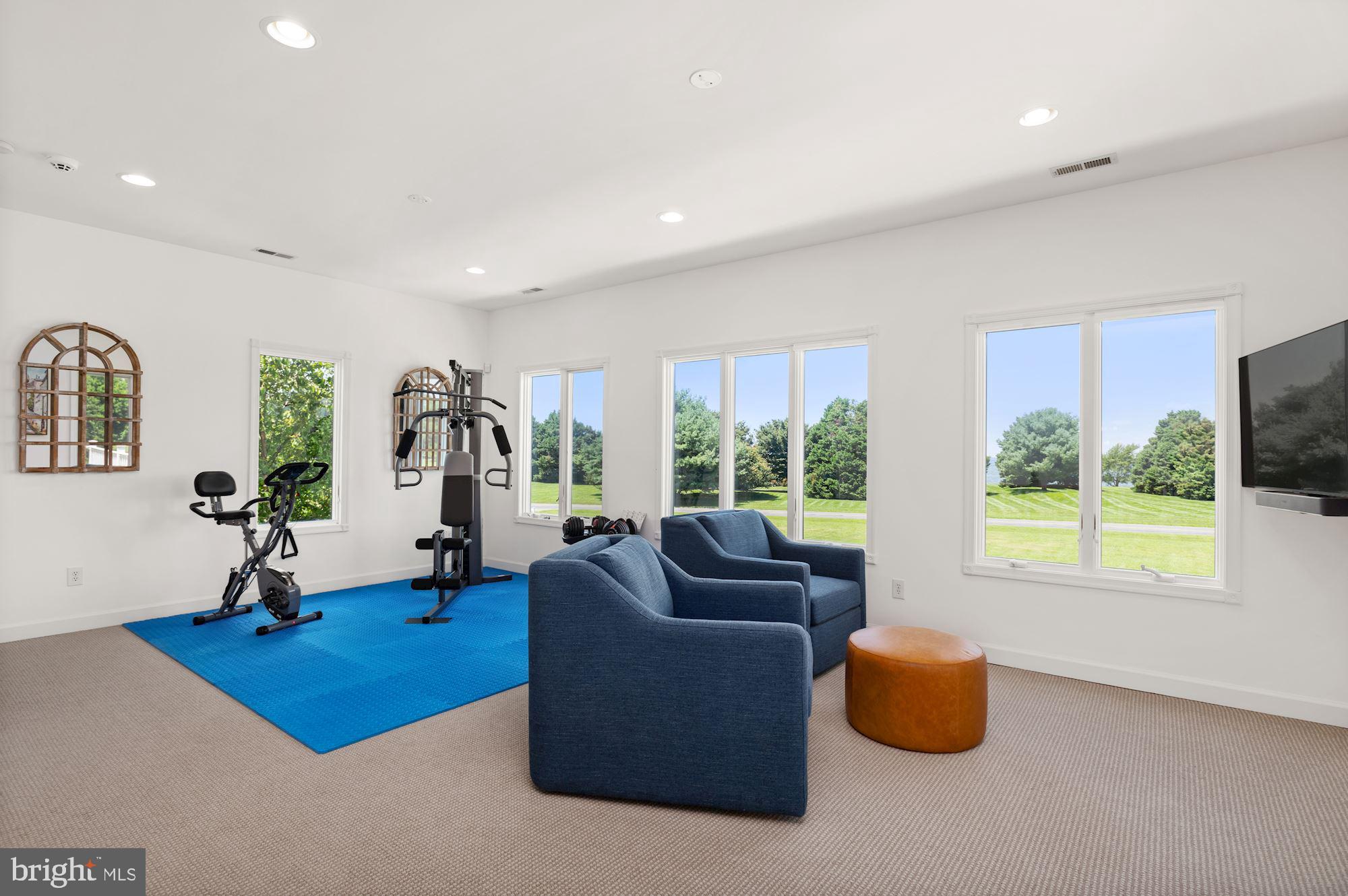 BENNETT POINT - Residential