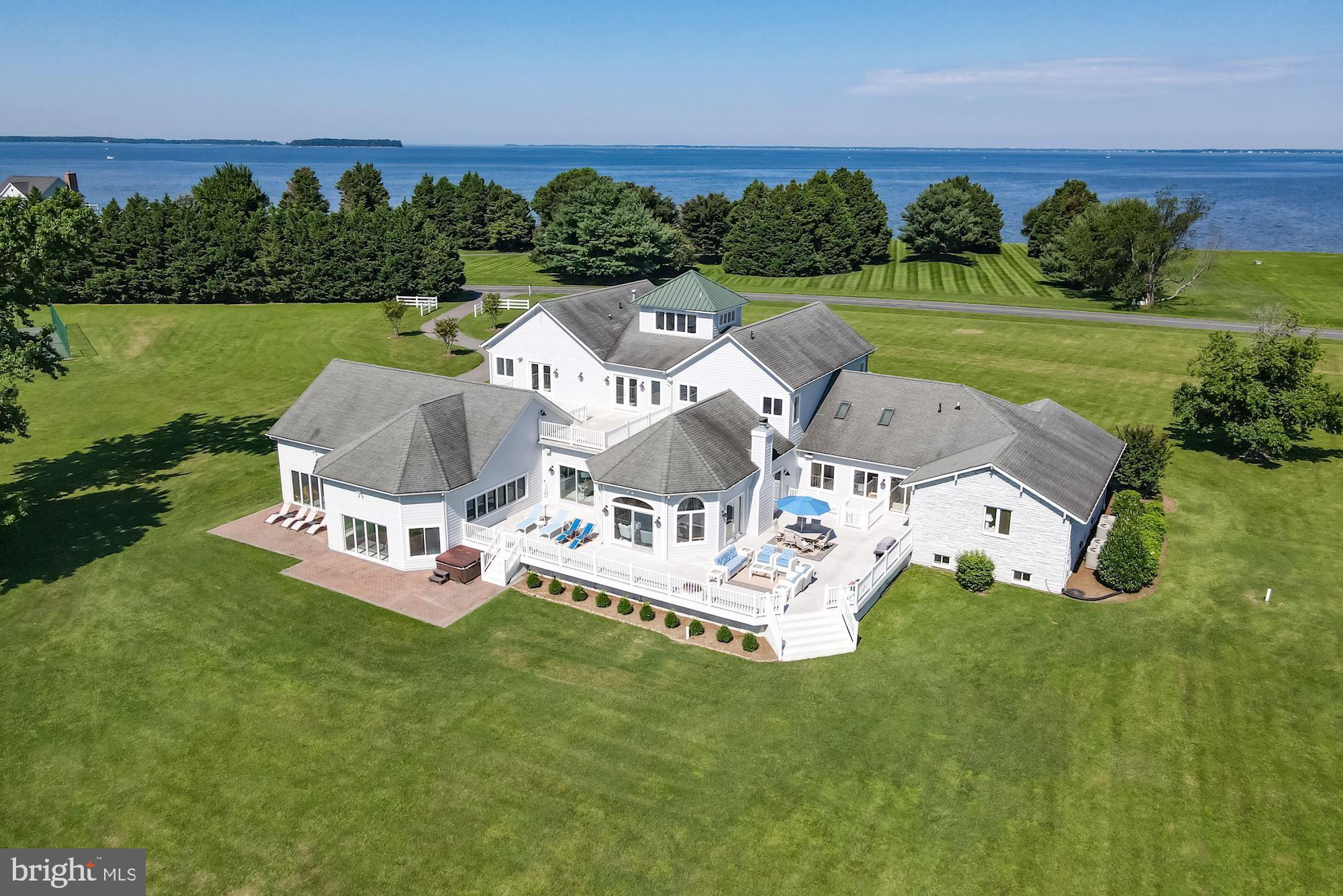 BENNETT POINT - Residential