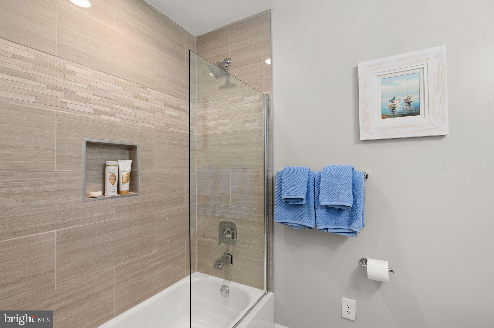 BENNETT POINT - Residential