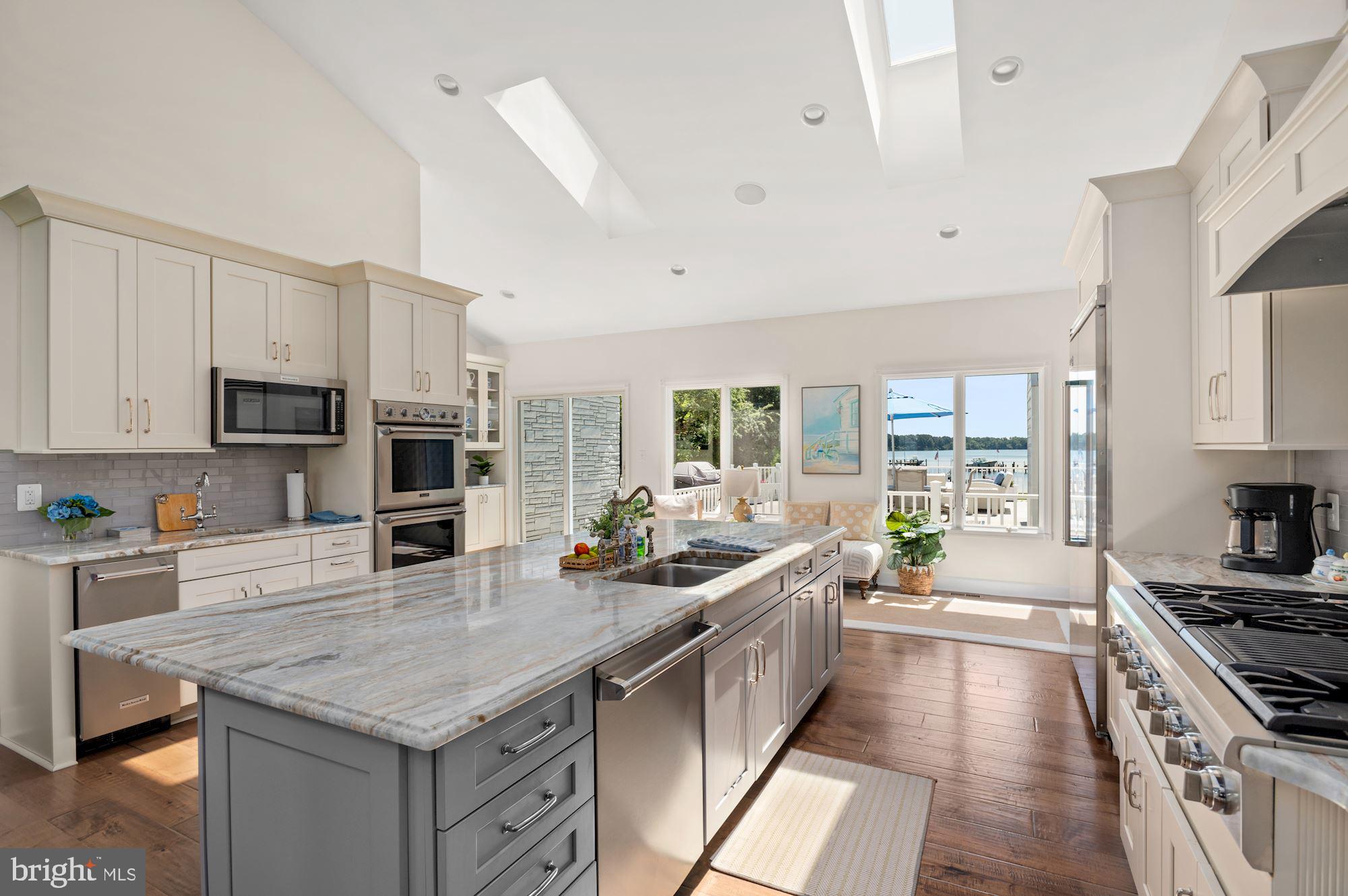 BENNETT POINT - Residential