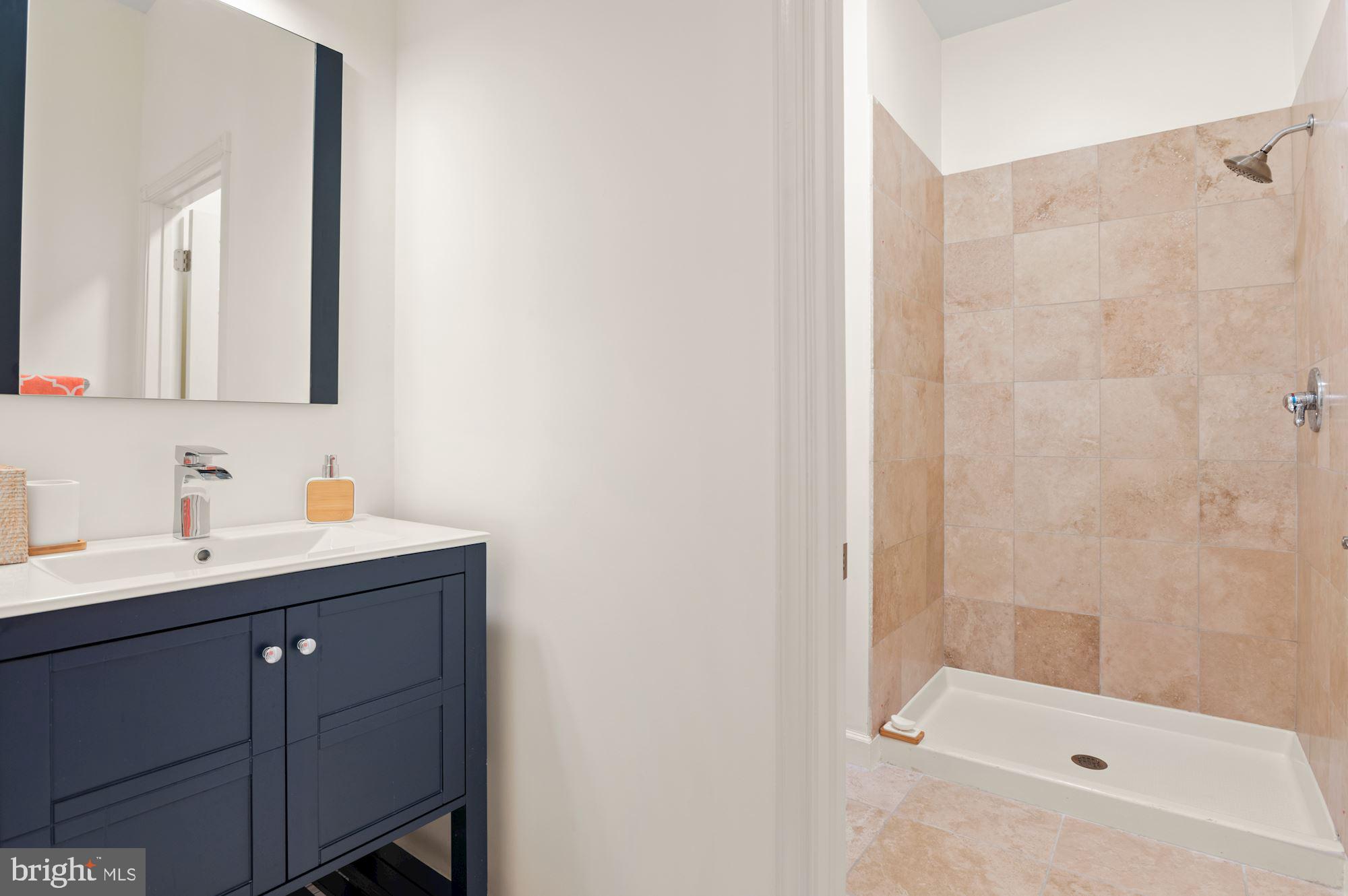 BENNETT POINT - Residential