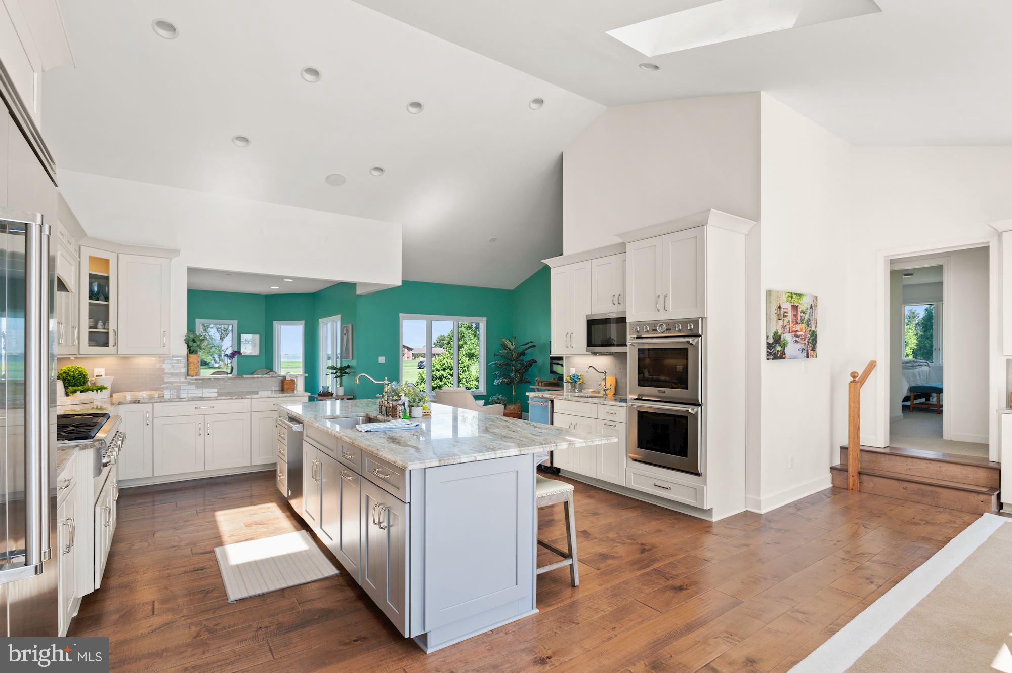 BENNETT POINT - Residential