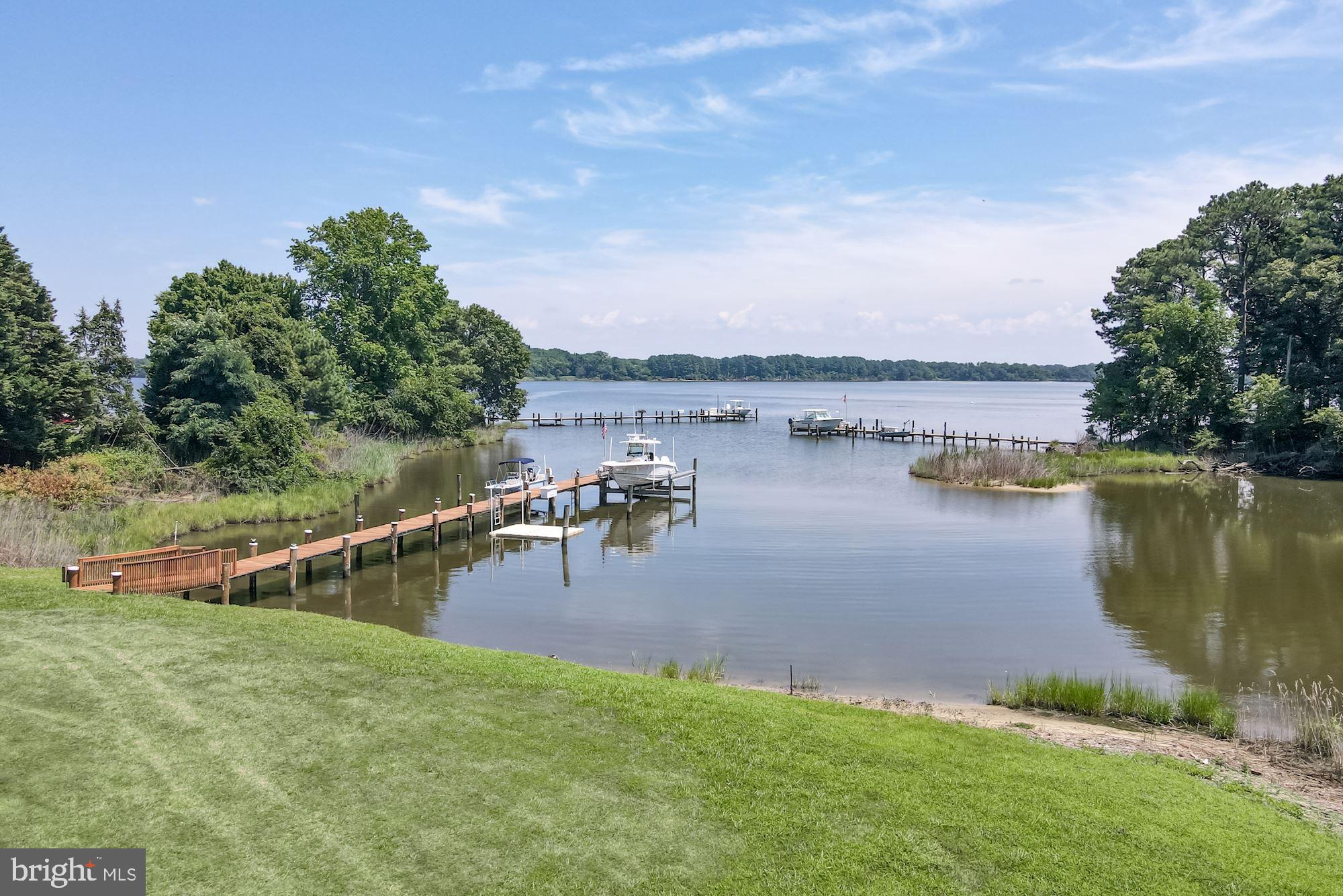 BENNETT POINT - Residential