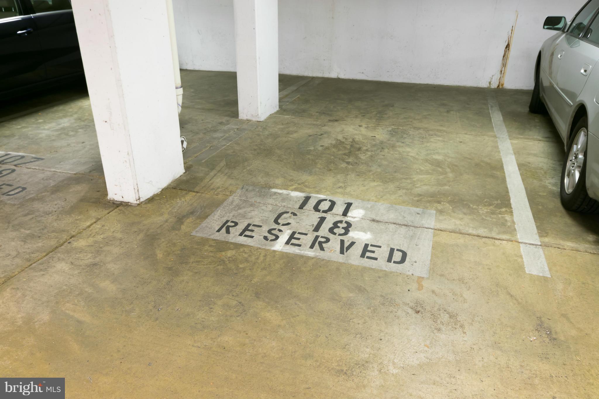 OLD TOWN CRESCENT - Residential