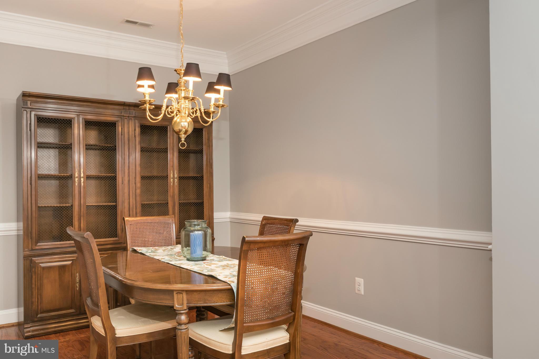 OLD TOWN CRESCENT - Residential