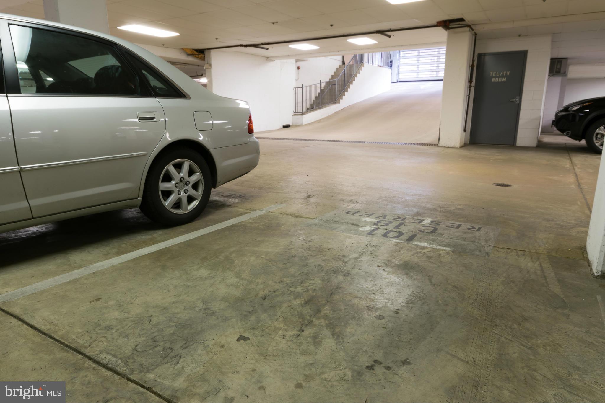 OLD TOWN CRESCENT - Residential