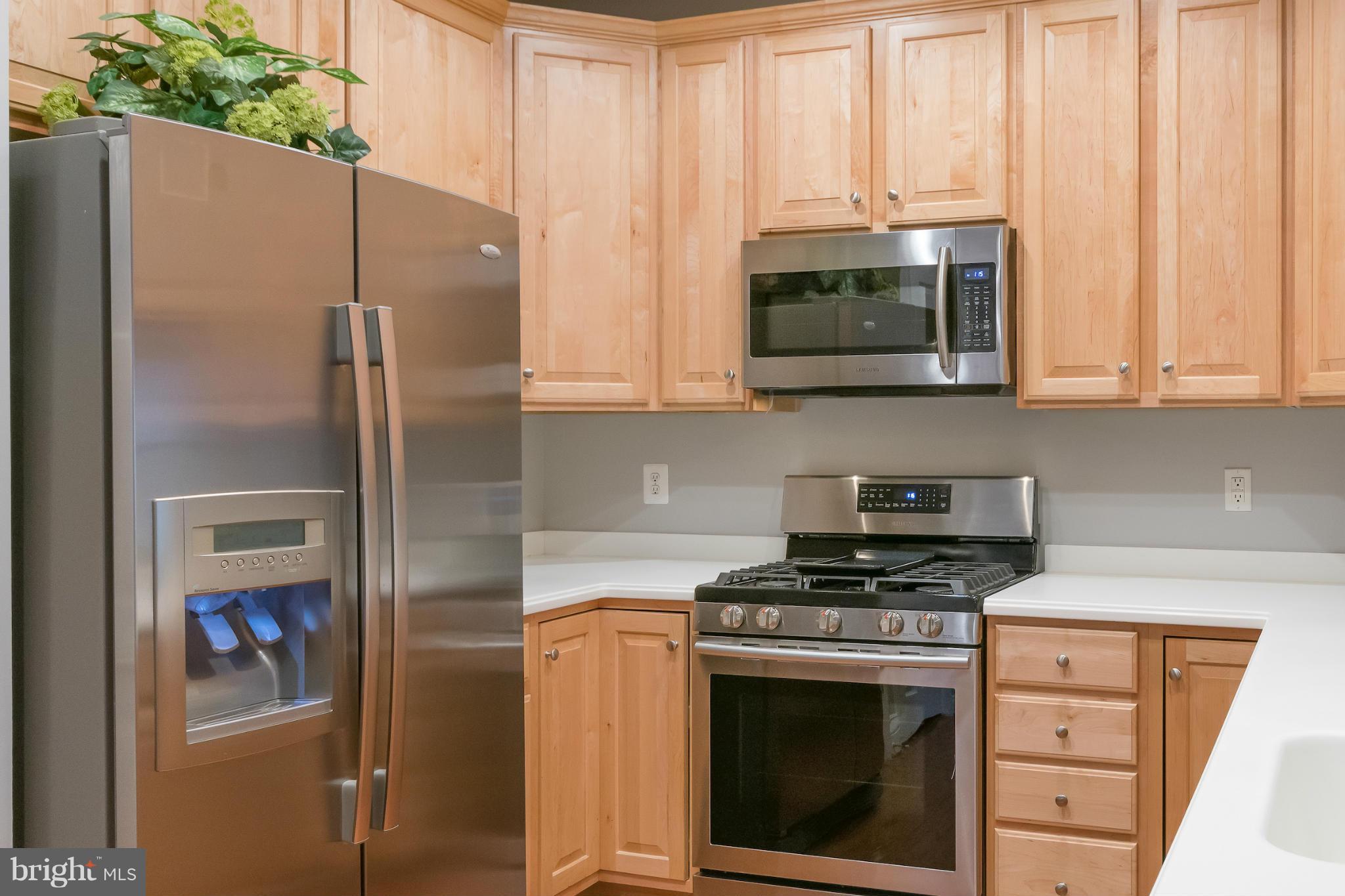 OLD TOWN CRESCENT - Residential