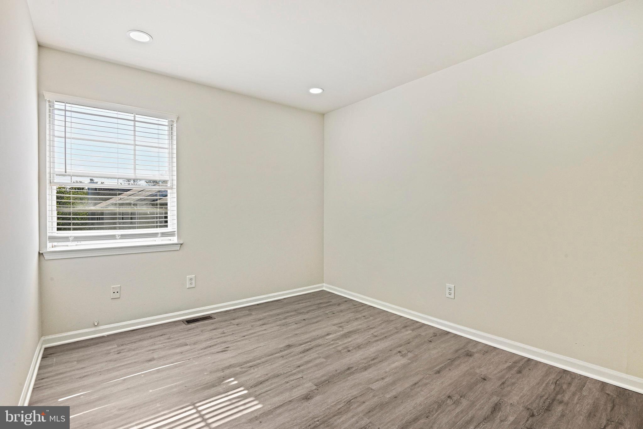 WINDING BROOK - Residential